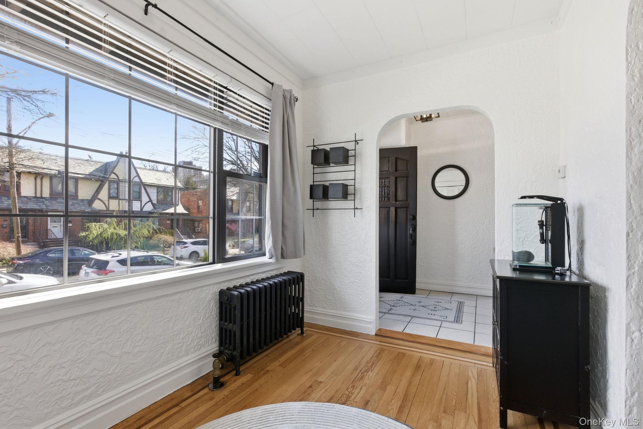 Single Family Narragansett  Bronx, NY 10461, MLS-972509-4