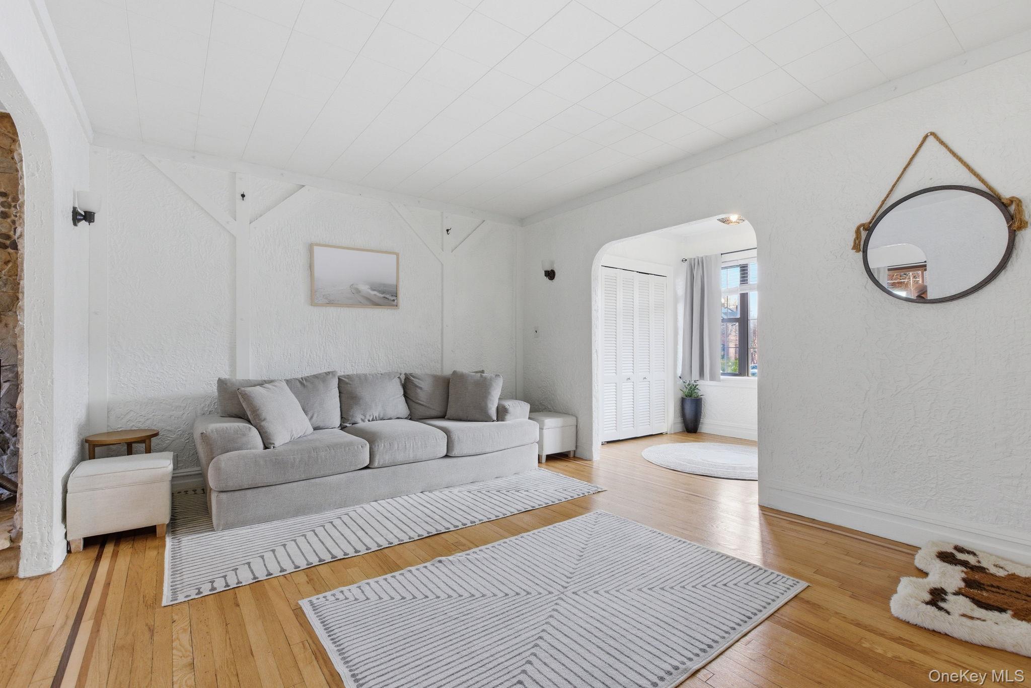 Single Family Narragansett  Bronx, NY 10461, MLS-972509-7