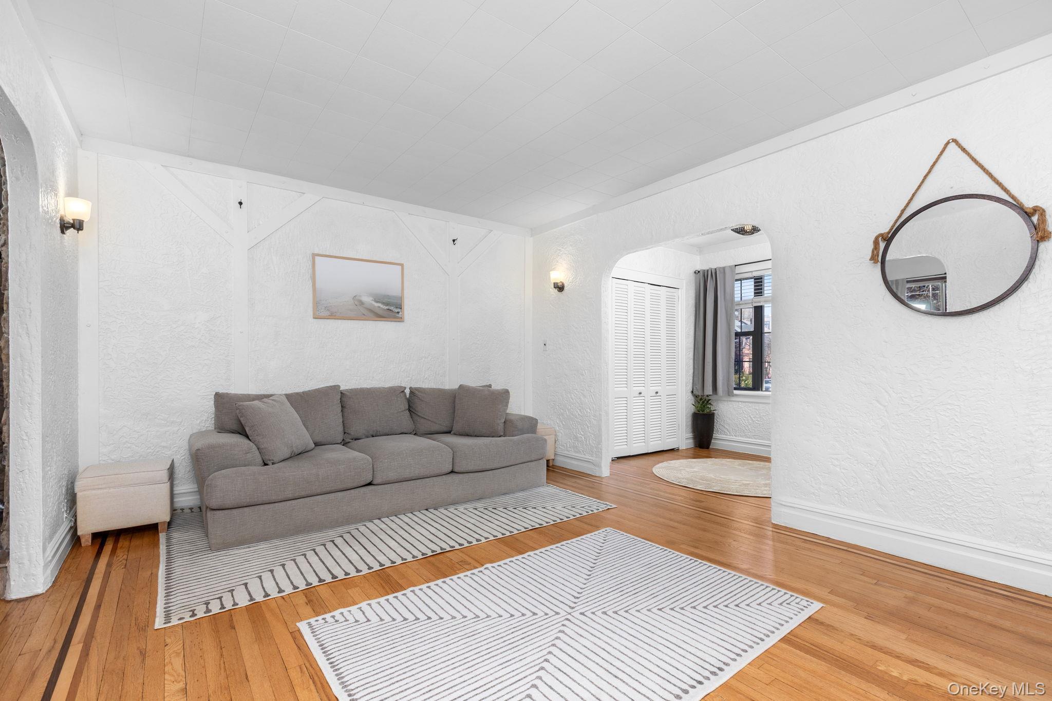 Single Family Narragansett  Bronx, NY 10461, MLS-972509-8