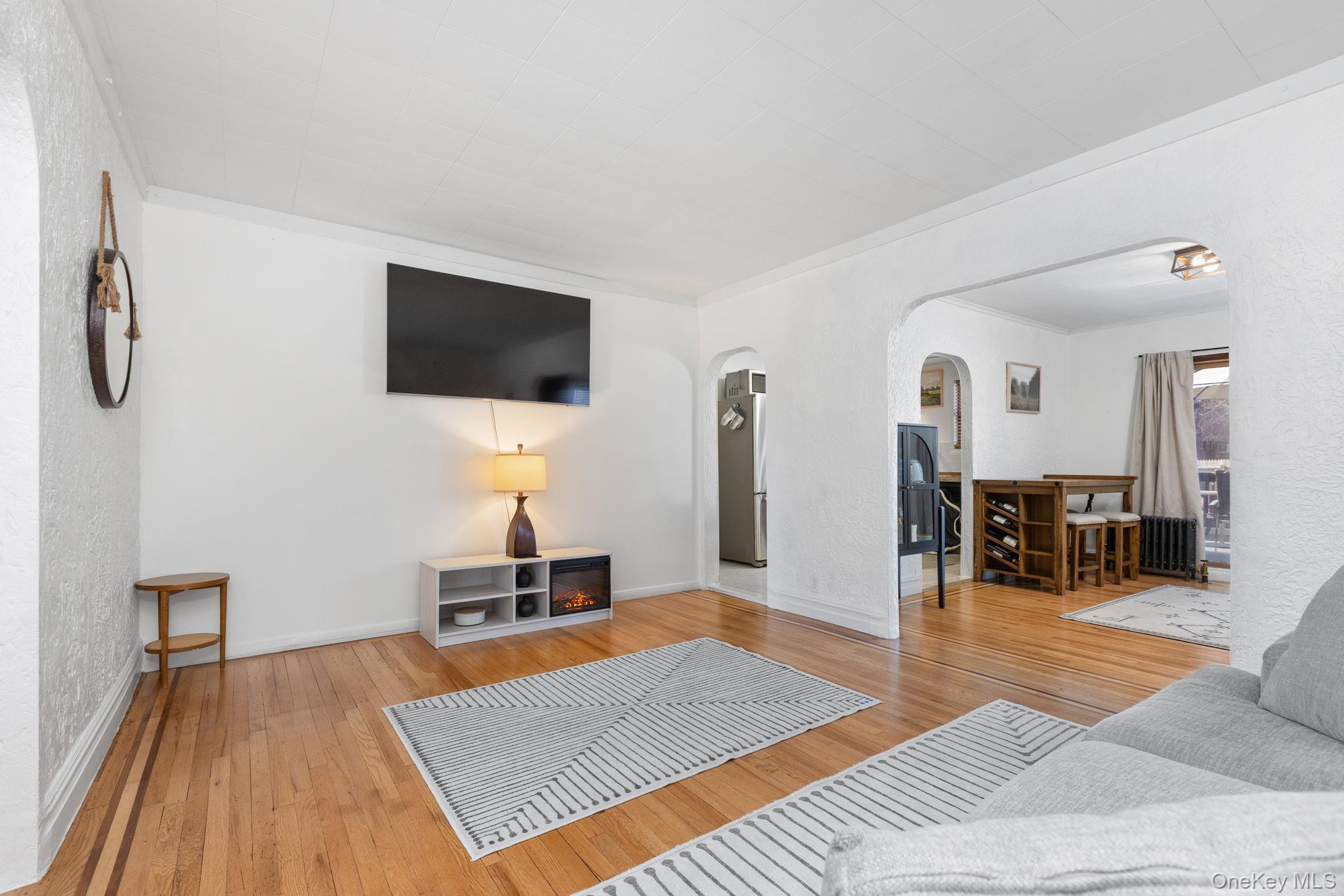 Single Family Narragansett  Bronx, NY 10461, MLS-972509-9