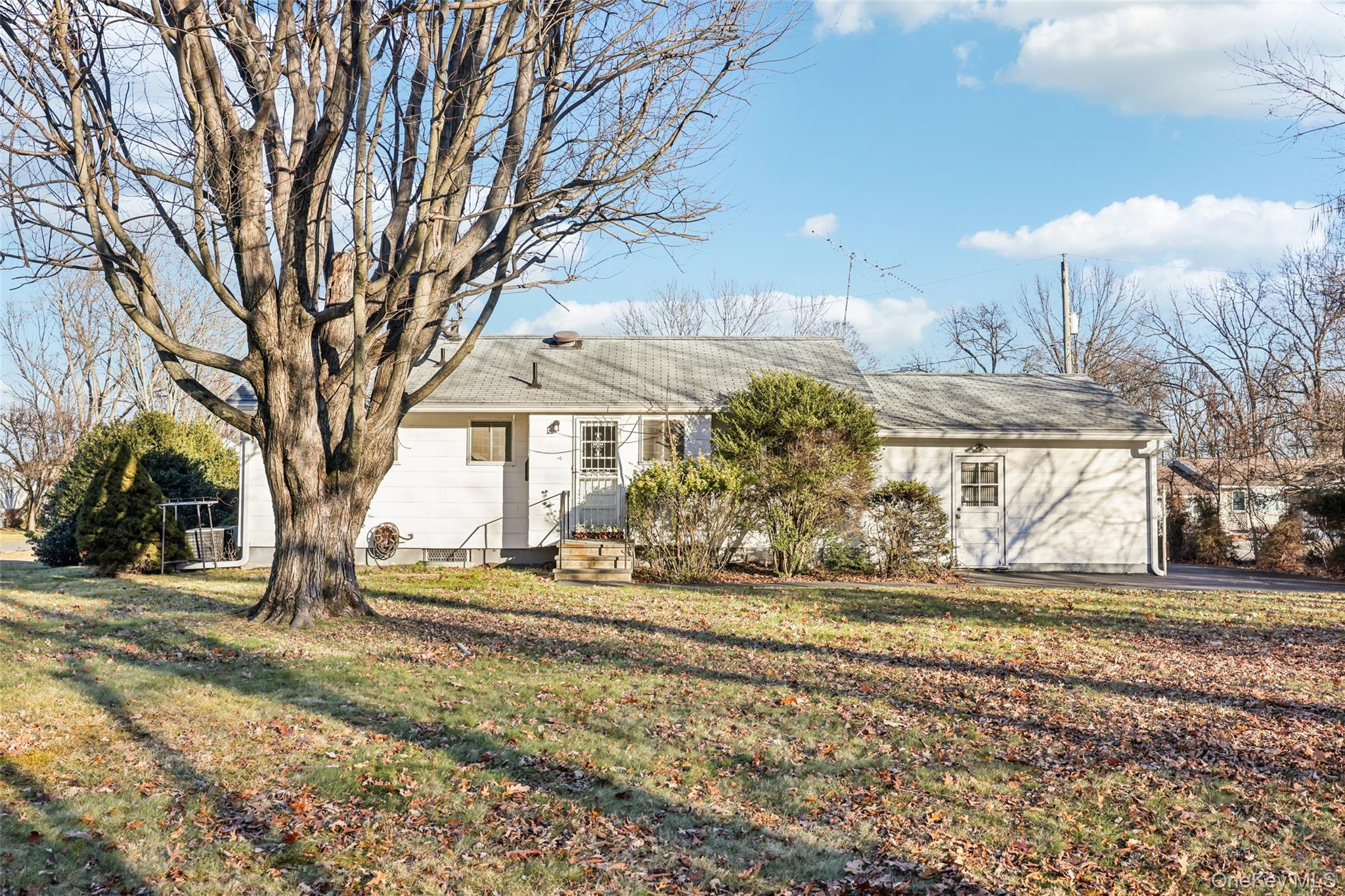 Single Family Freund  Rockland County, NY 10954, MLS-972519-28