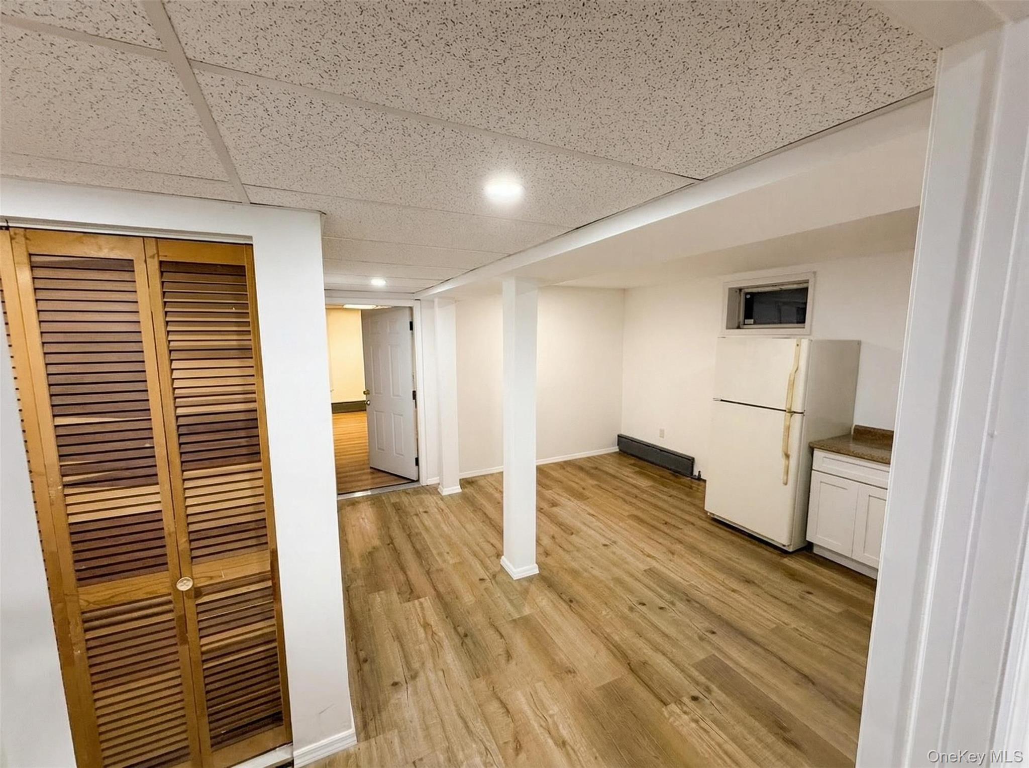 Single Family Shell  Suffolk County, NY 11778, MLS-972563-9