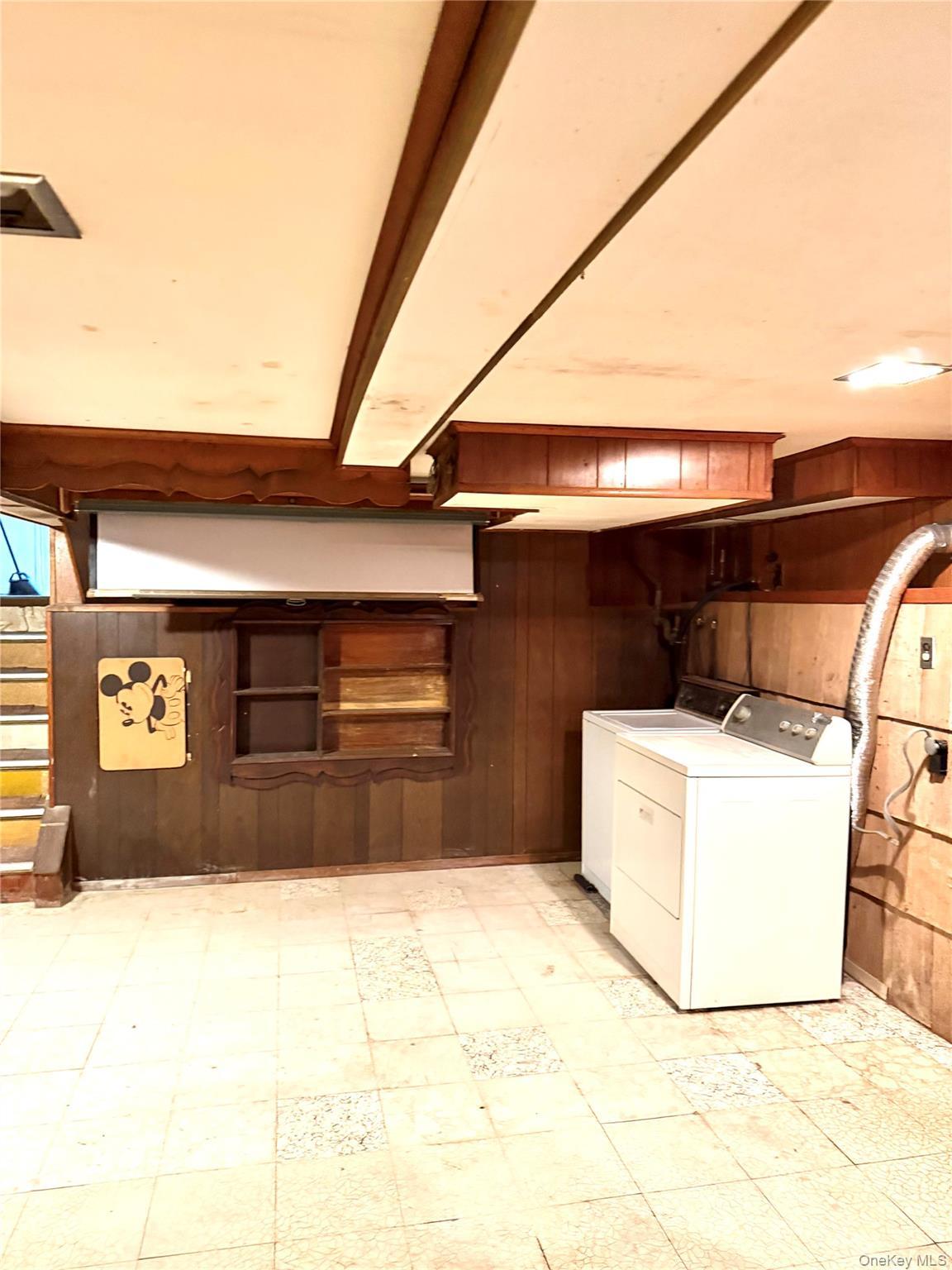 Single Family Catherine  Suffolk County, NY 11784, MLS-972567-11