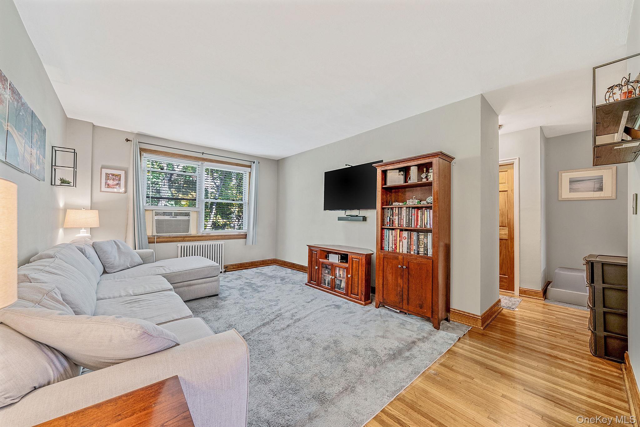 Coop Edwards  Nassau County, NY 11577, MLS-972635-7