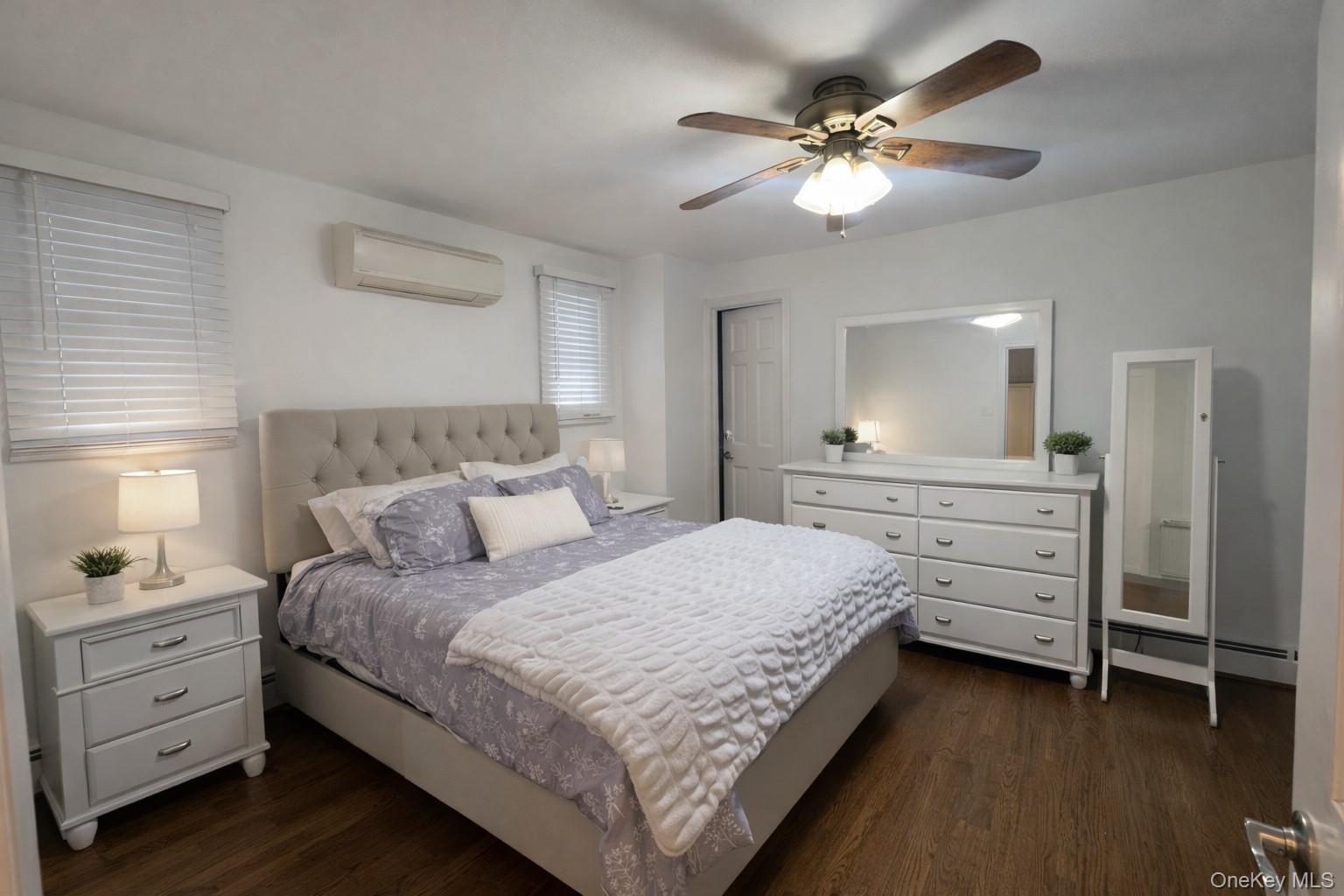 Single Family West  Queens, NY 11693, MLS-972647-8