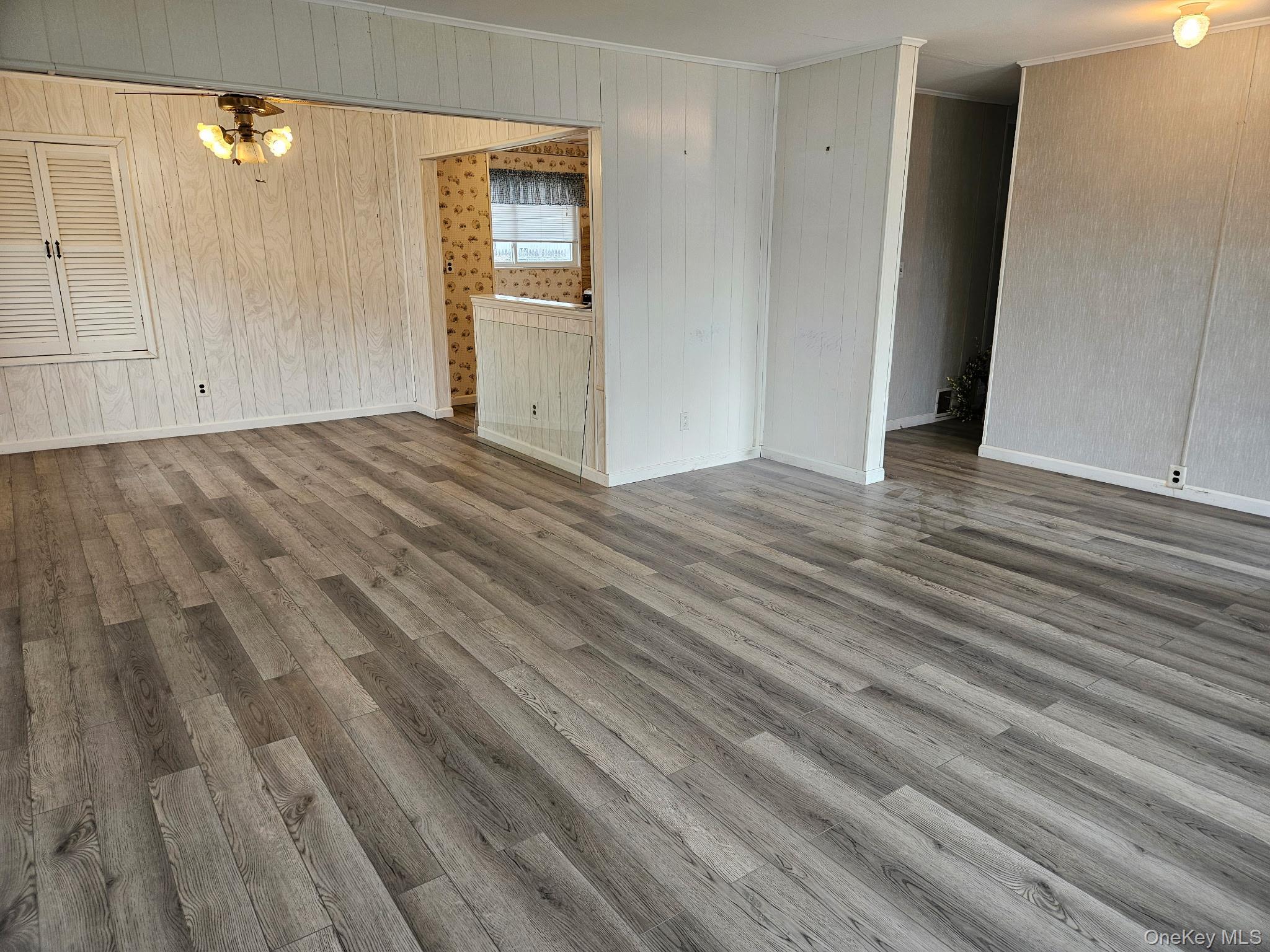 Single Family Voorhis Suffolk County, NY 11717, MLS-972650-4