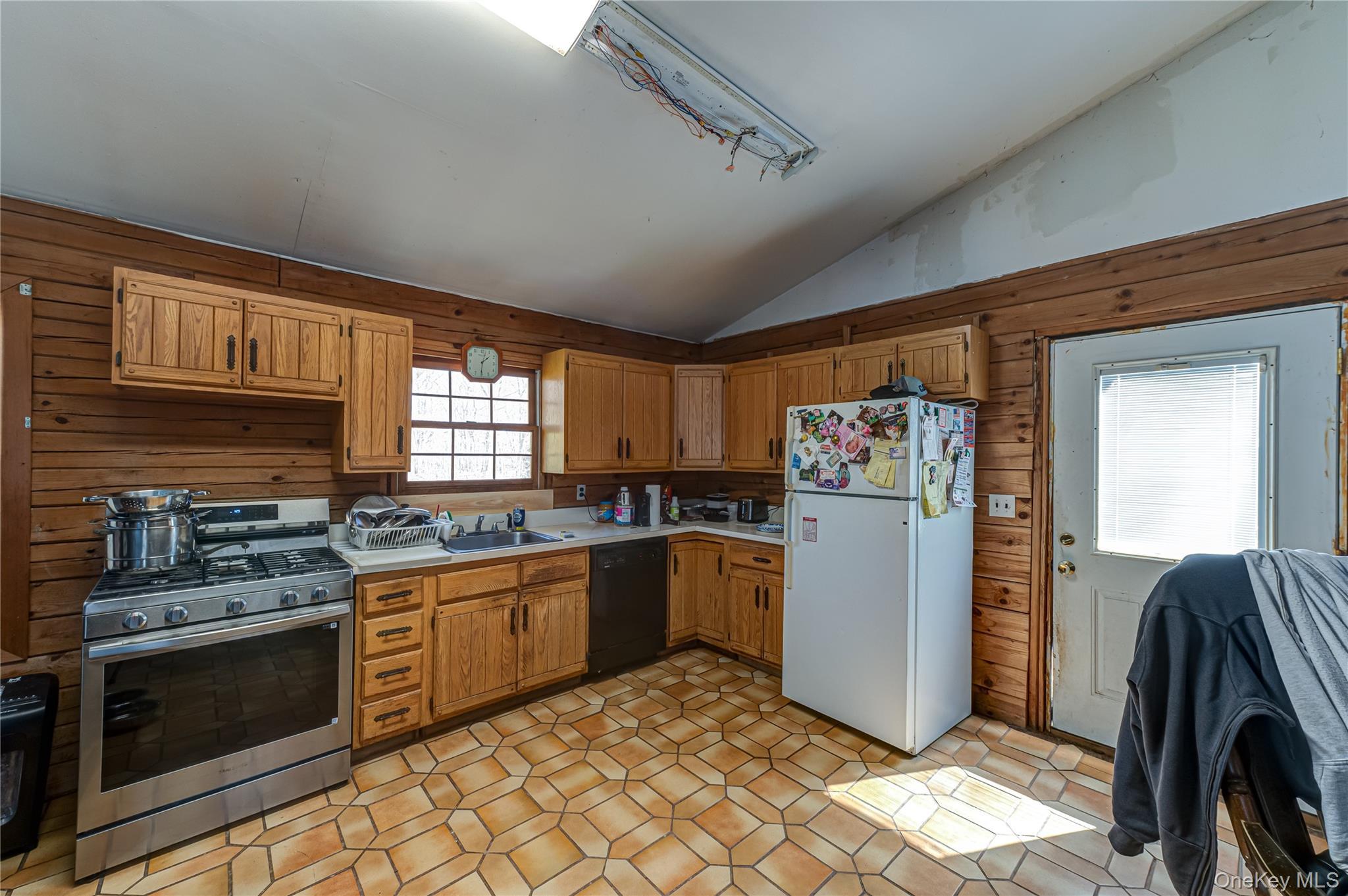 Single Family Woodlot  Suffolk County, NY 11961, MLS-972669-4