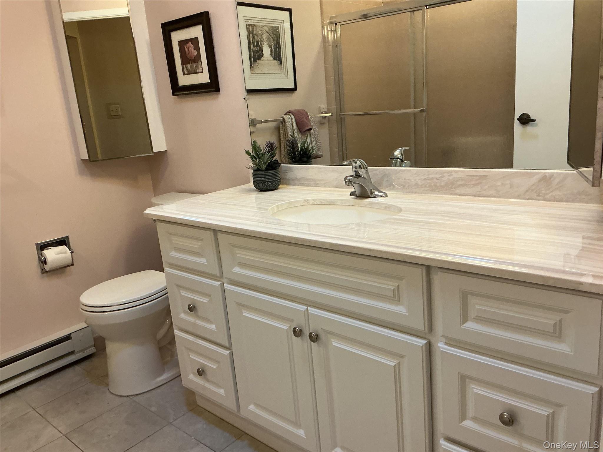 Condo Woodbridge Suffolk County, NY 11961, MLS-972676-18