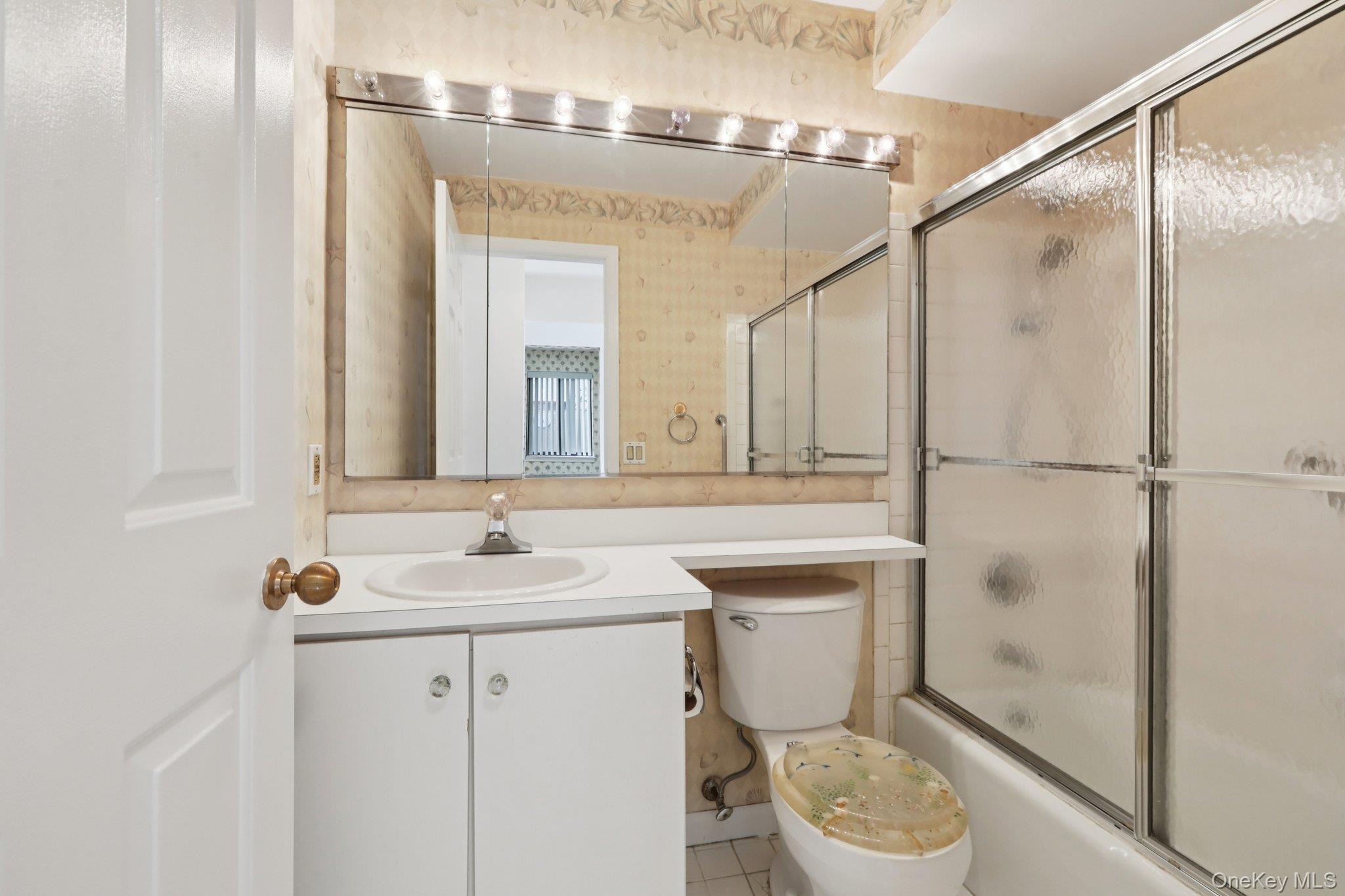 Condo Carhart Westchester County, NY 10605, MLS-972677-16