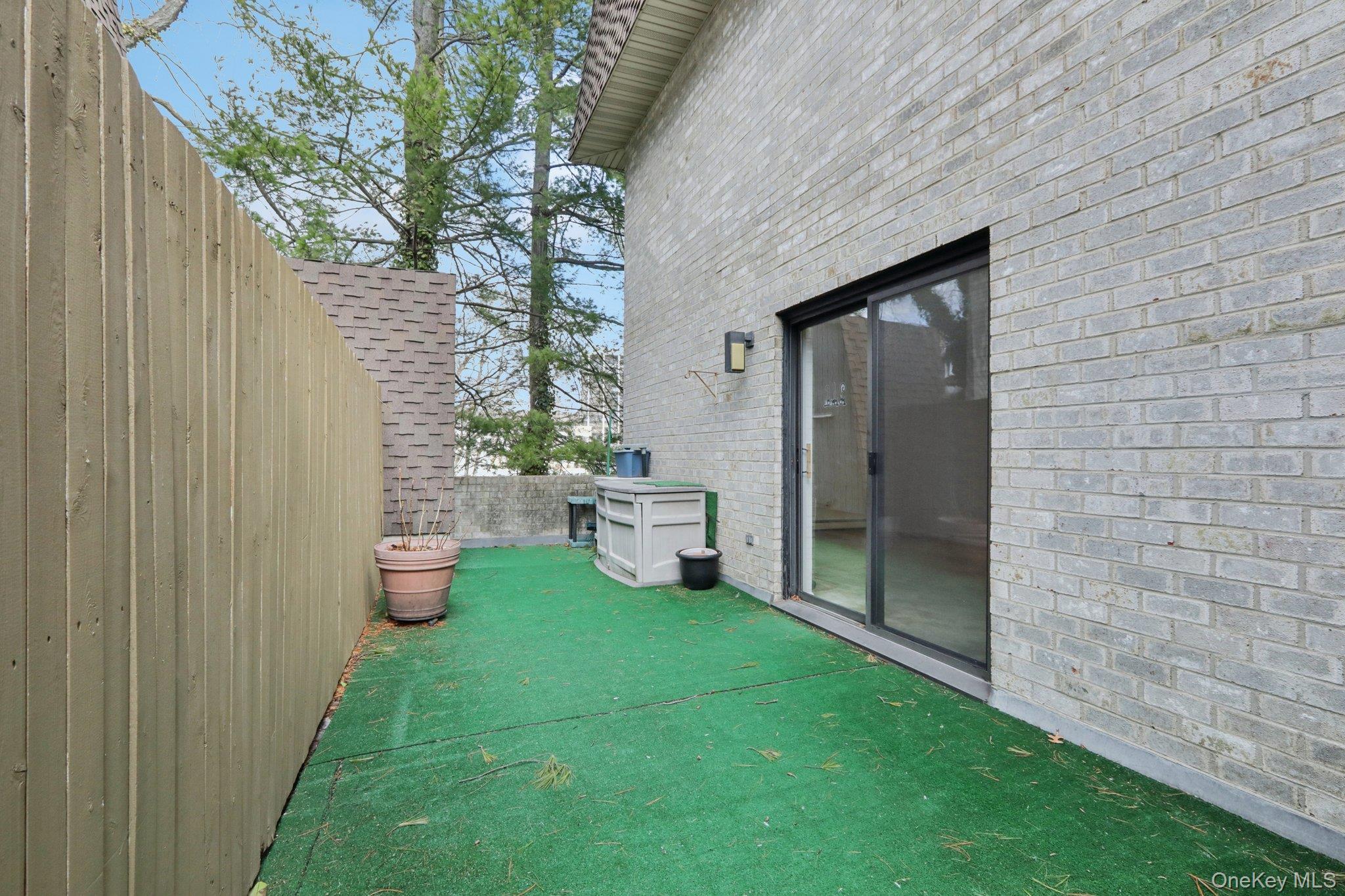 Condo Carhart Westchester County, NY 10605, MLS-972677-20