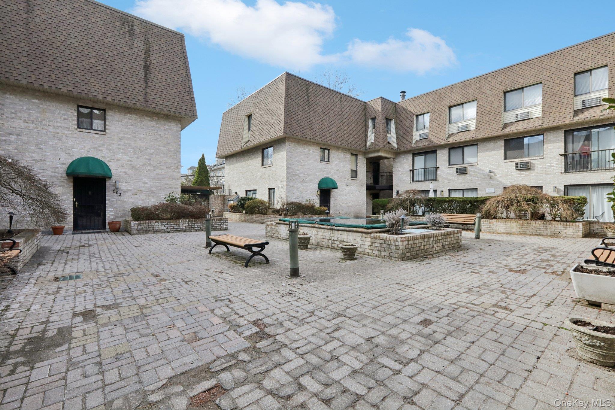 Condo Carhart Westchester County, NY 10605, MLS-972677-4