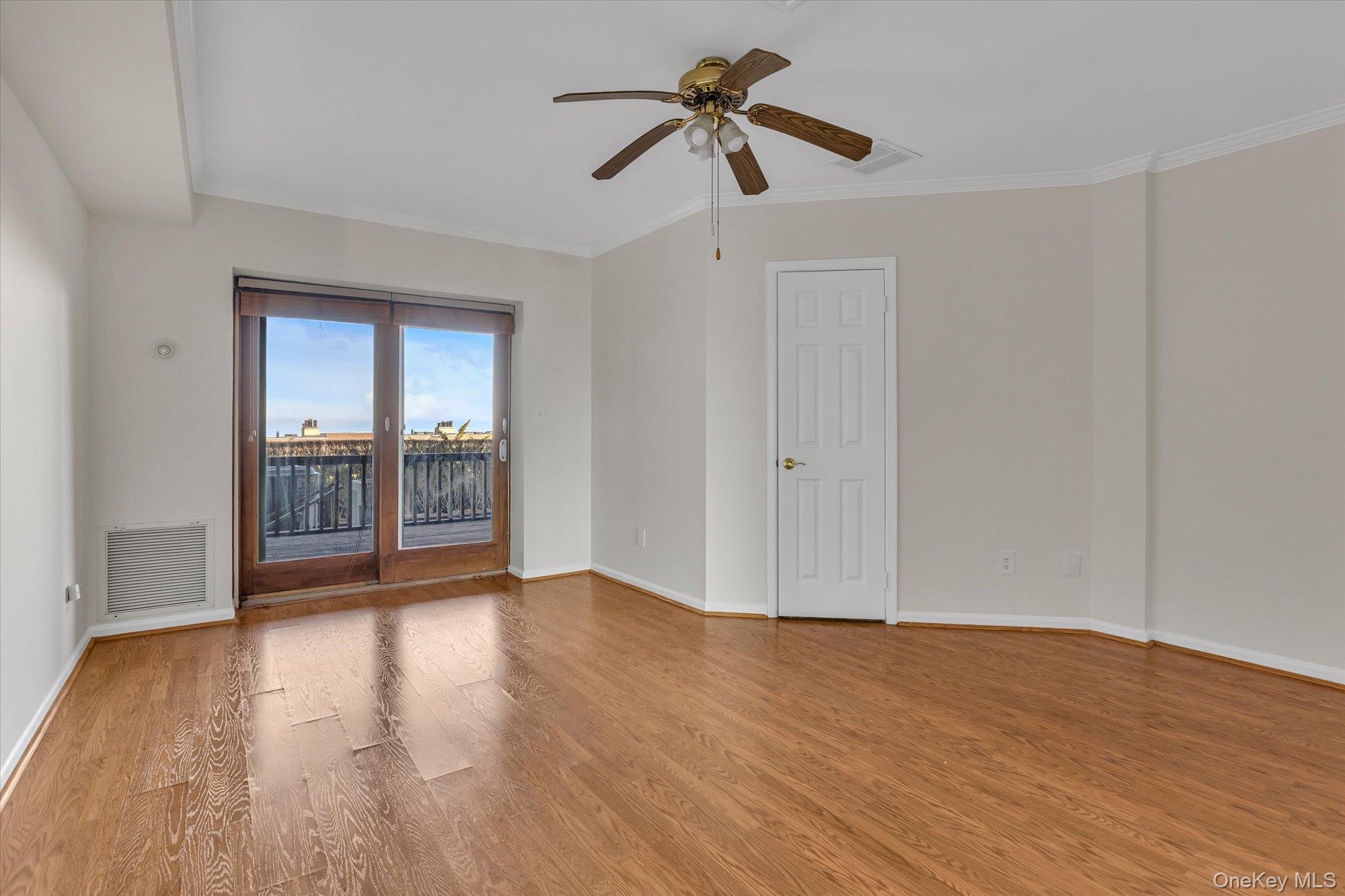 Condo Fox Hill  Suffolk County, NY 11933, MLS-972692-12