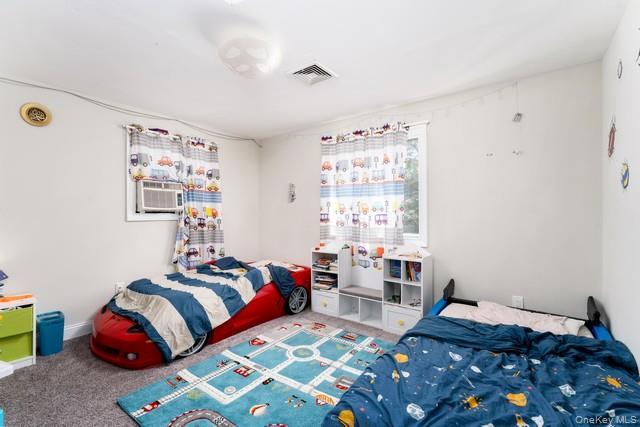 Single Family Sunnyside  Suffolk County, NY 11789, MLS-972696-22