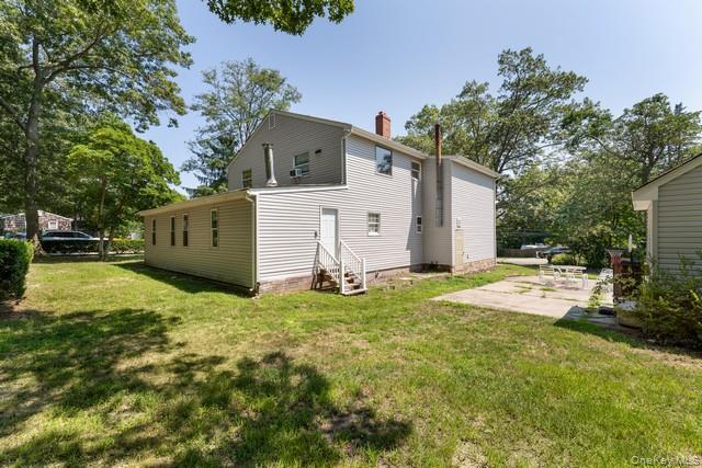 Single Family Sunnyside  Suffolk County, NY 11789, MLS-972696-27