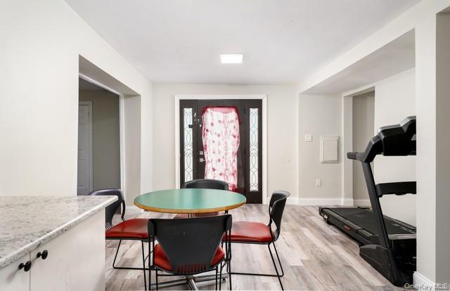 Single Family Sunnyside  Suffolk County, NY 11789, MLS-972696-4