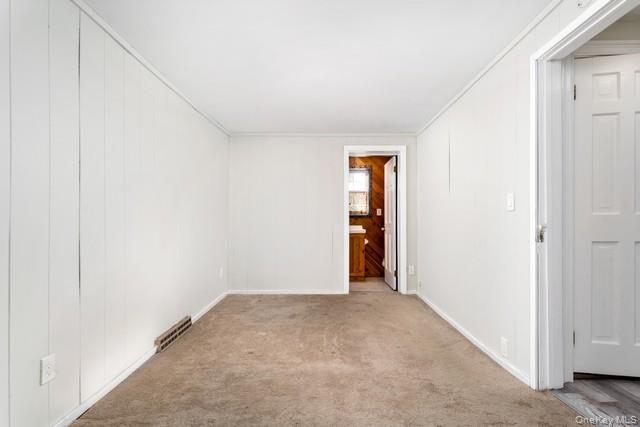 Single Family Sunnyside  Suffolk County, NY 11789, MLS-972696-9