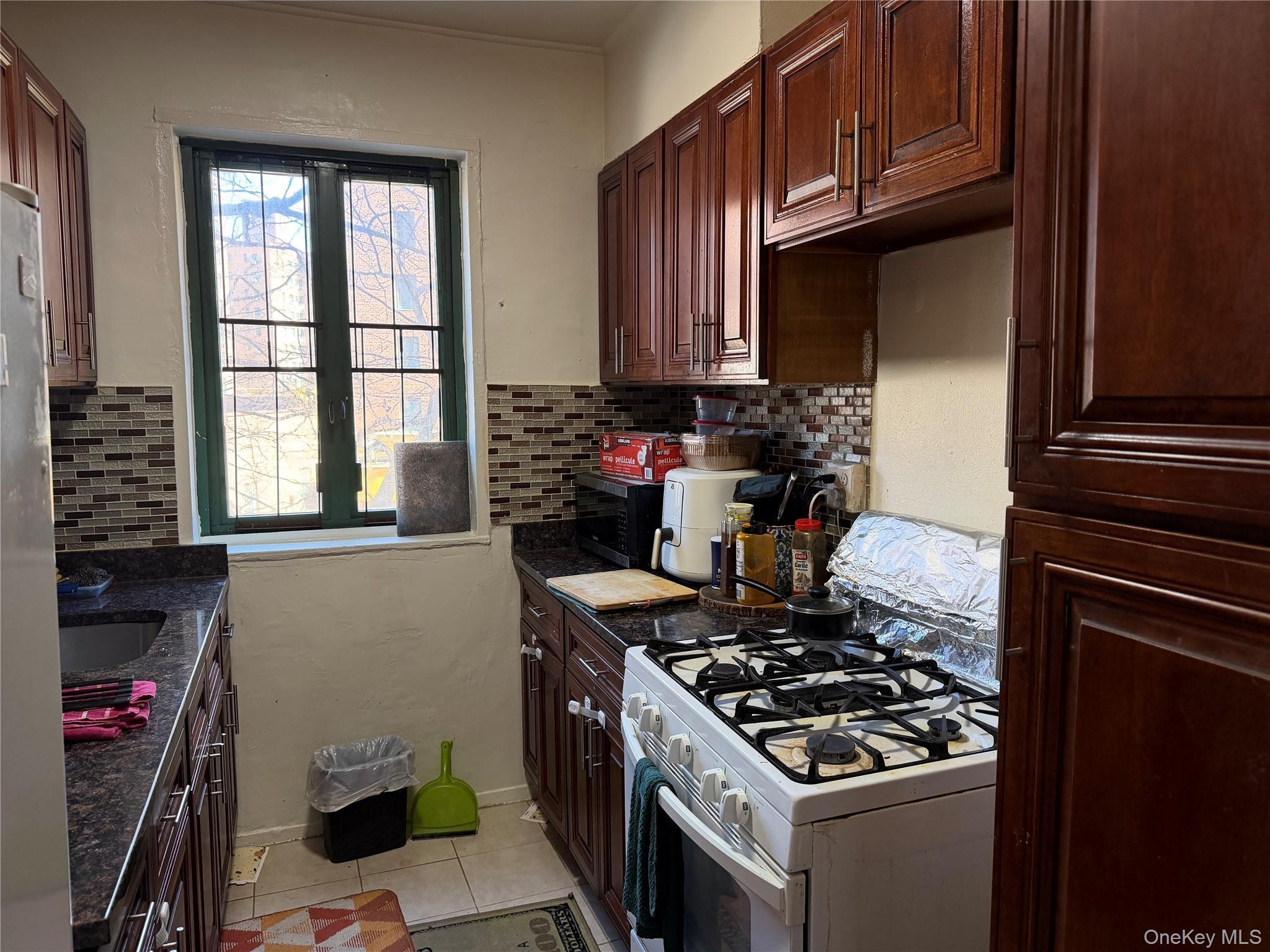 Condo Wood Bronx, NY 10462, MLS-972742-8