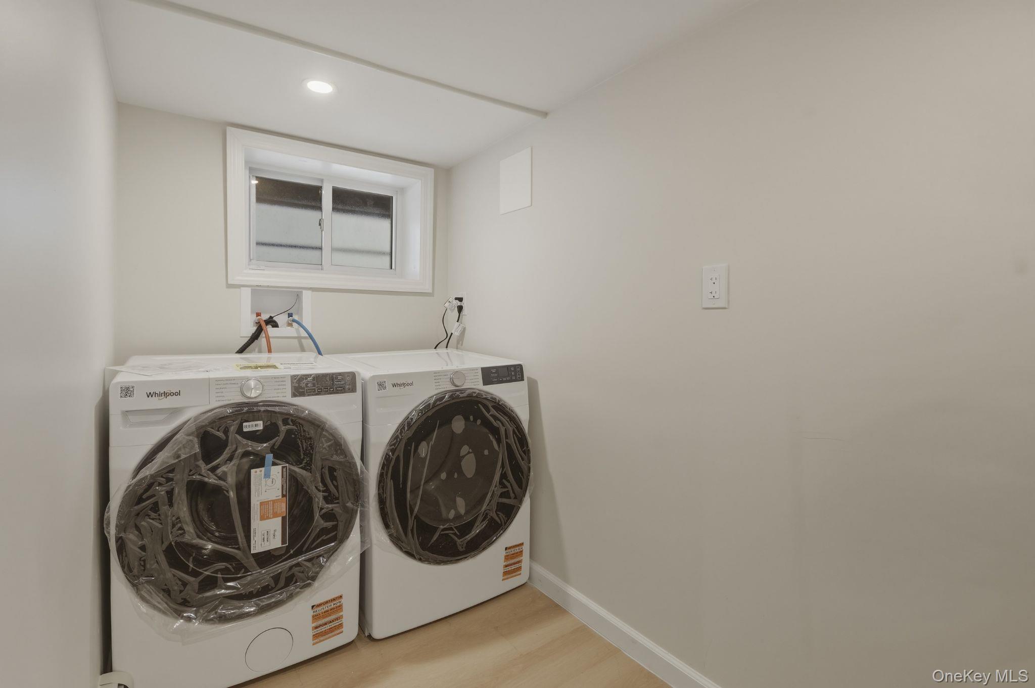 Single Family Thieriot  Bronx, NY 10473, MLS-972760-26