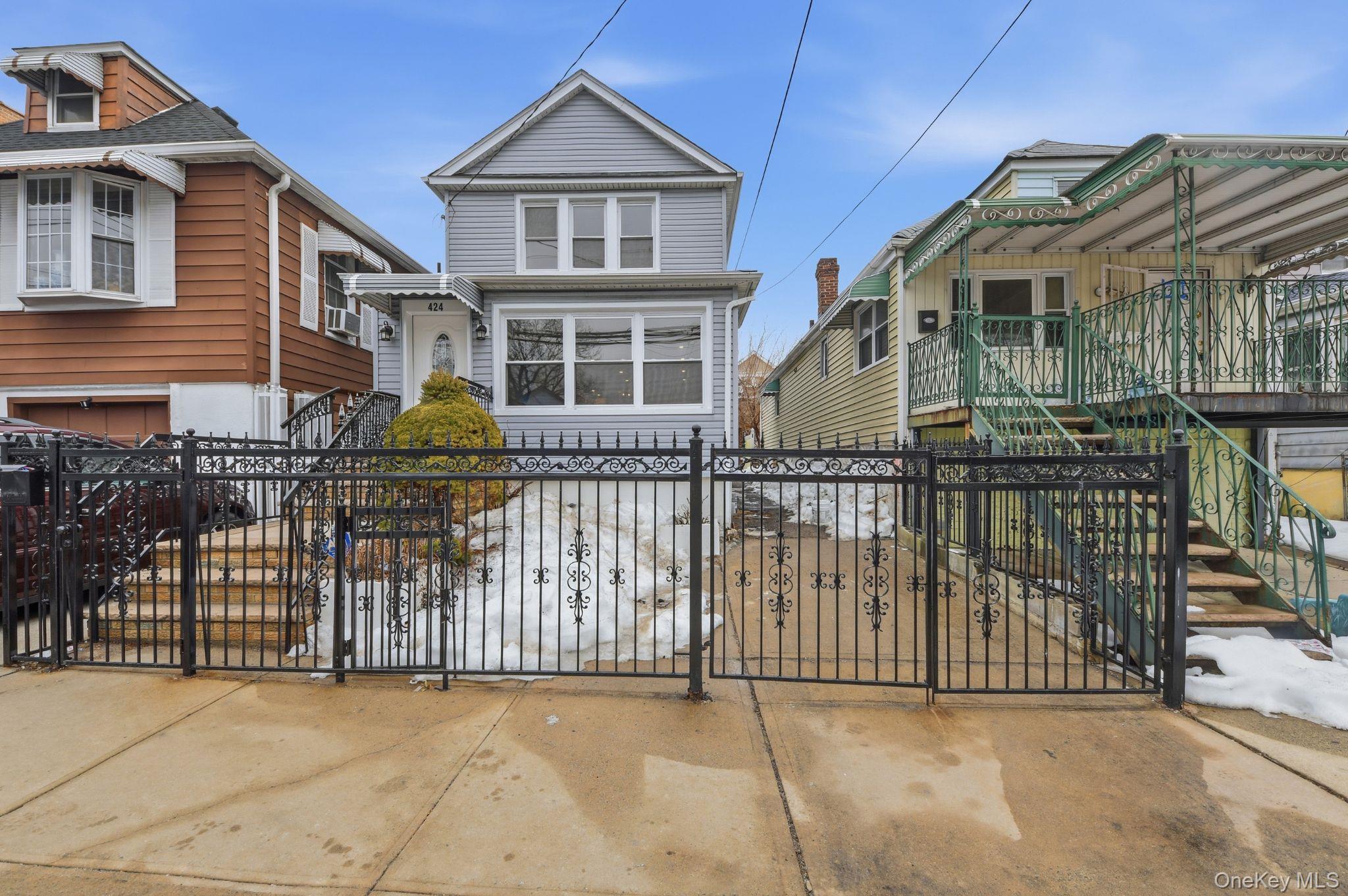 Single Family Thieriot  Bronx, NY 10473, MLS-972760-31