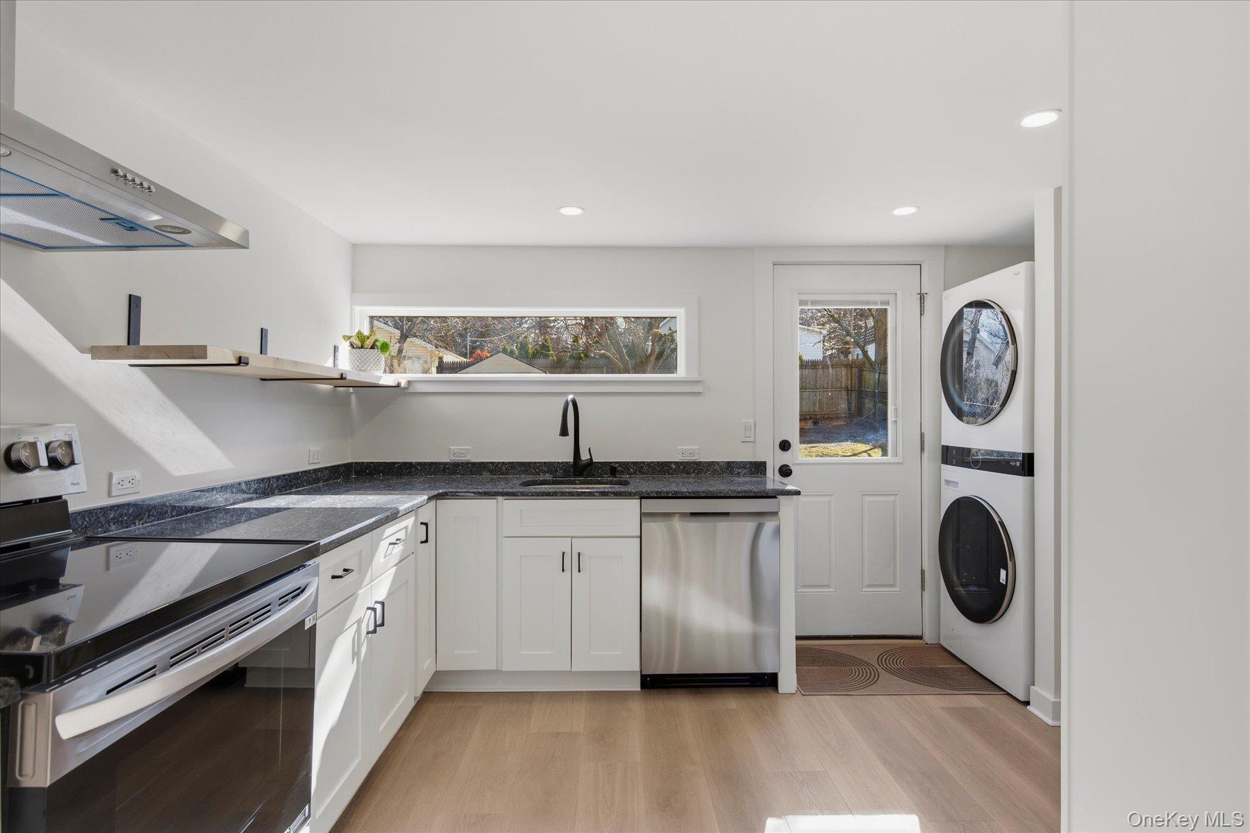 Single Family Vine  Suffolk County, NY 11778, MLS-972762-14