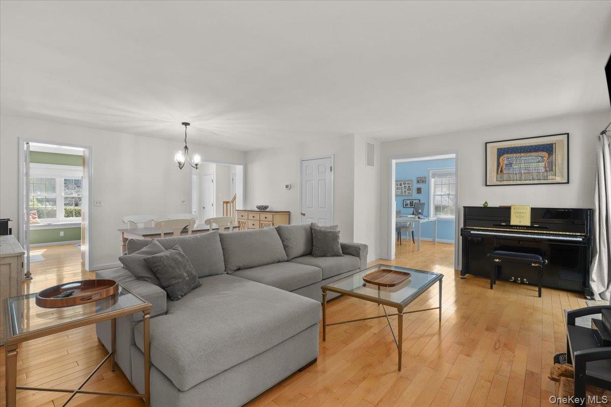 Condo Winterberry  Westchester County, NY 10518, MLS-972764-5