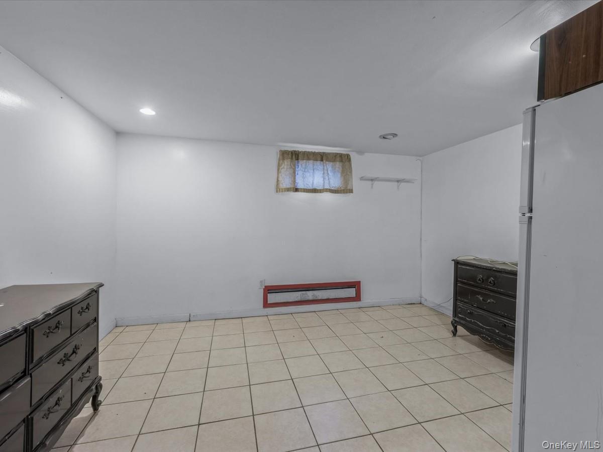 Single Family 194th  Queens, NY 11412, MLS-972781-26