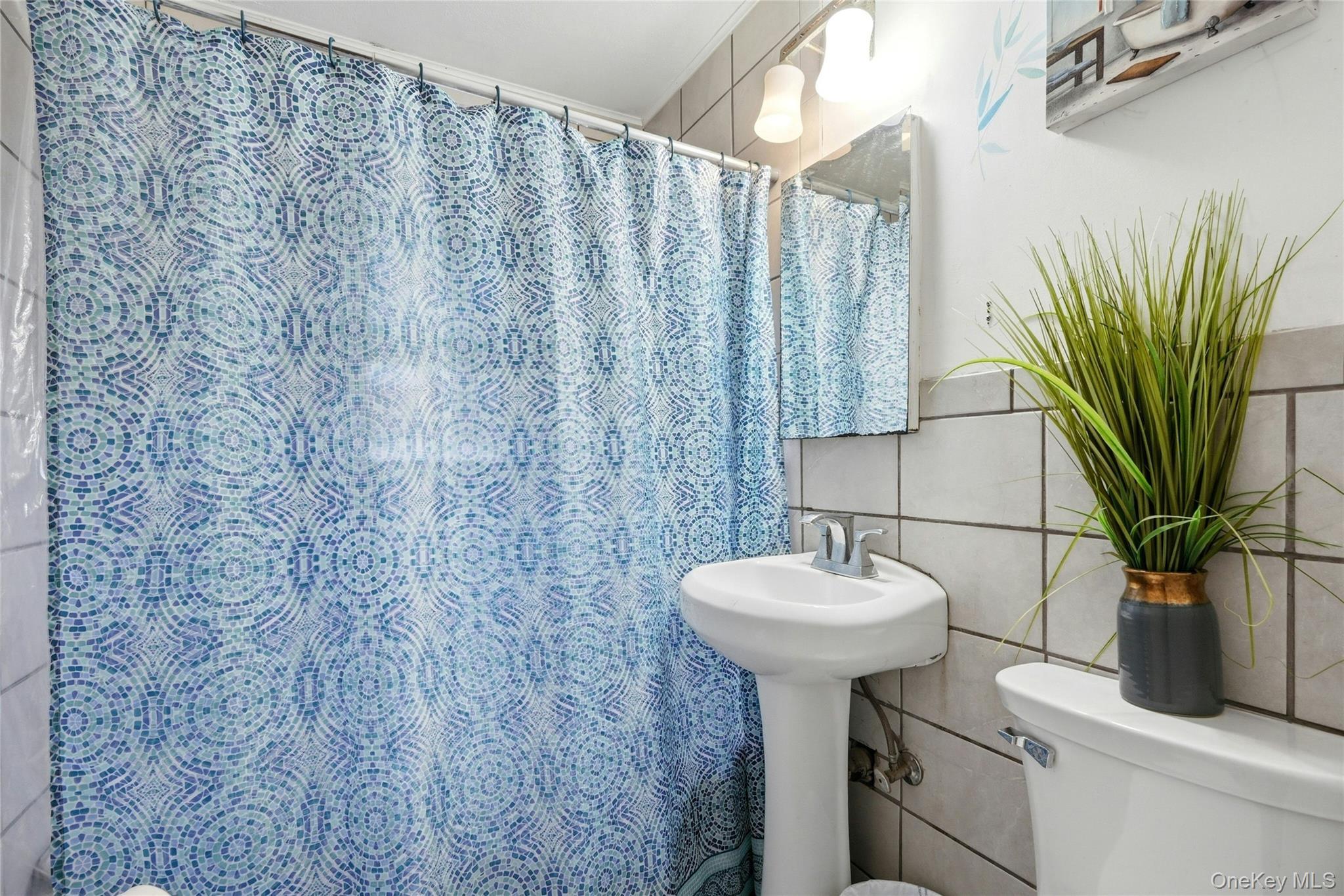 Single Family Cumberbach Suffolk County, NY 11798, MLS-972785-11