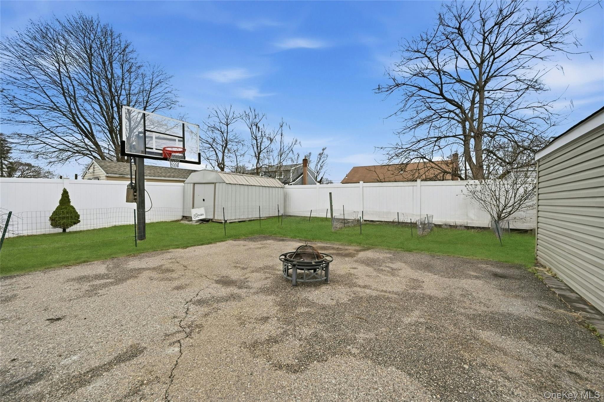 Single Family Cumberbach Suffolk County, NY 11798, MLS-972785-20