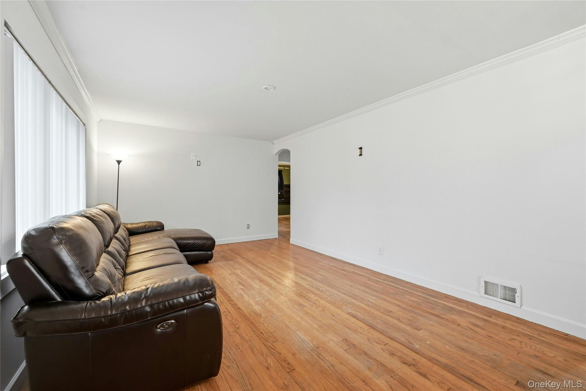 Single Family Cumberbach Suffolk County, NY 11798, MLS-972785-6