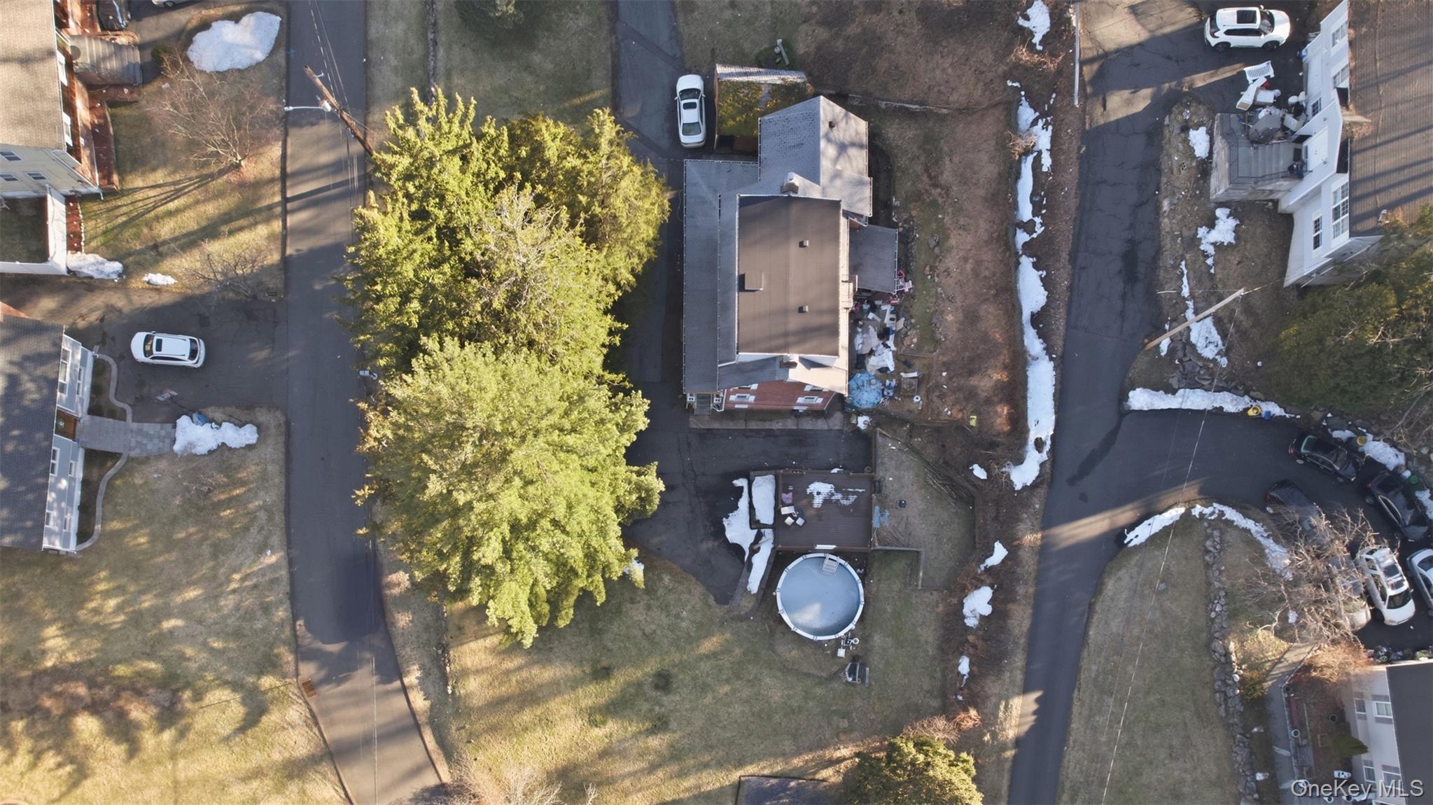 Single Family Hoover  Rockland County, NY 10980, MLS-972786-24