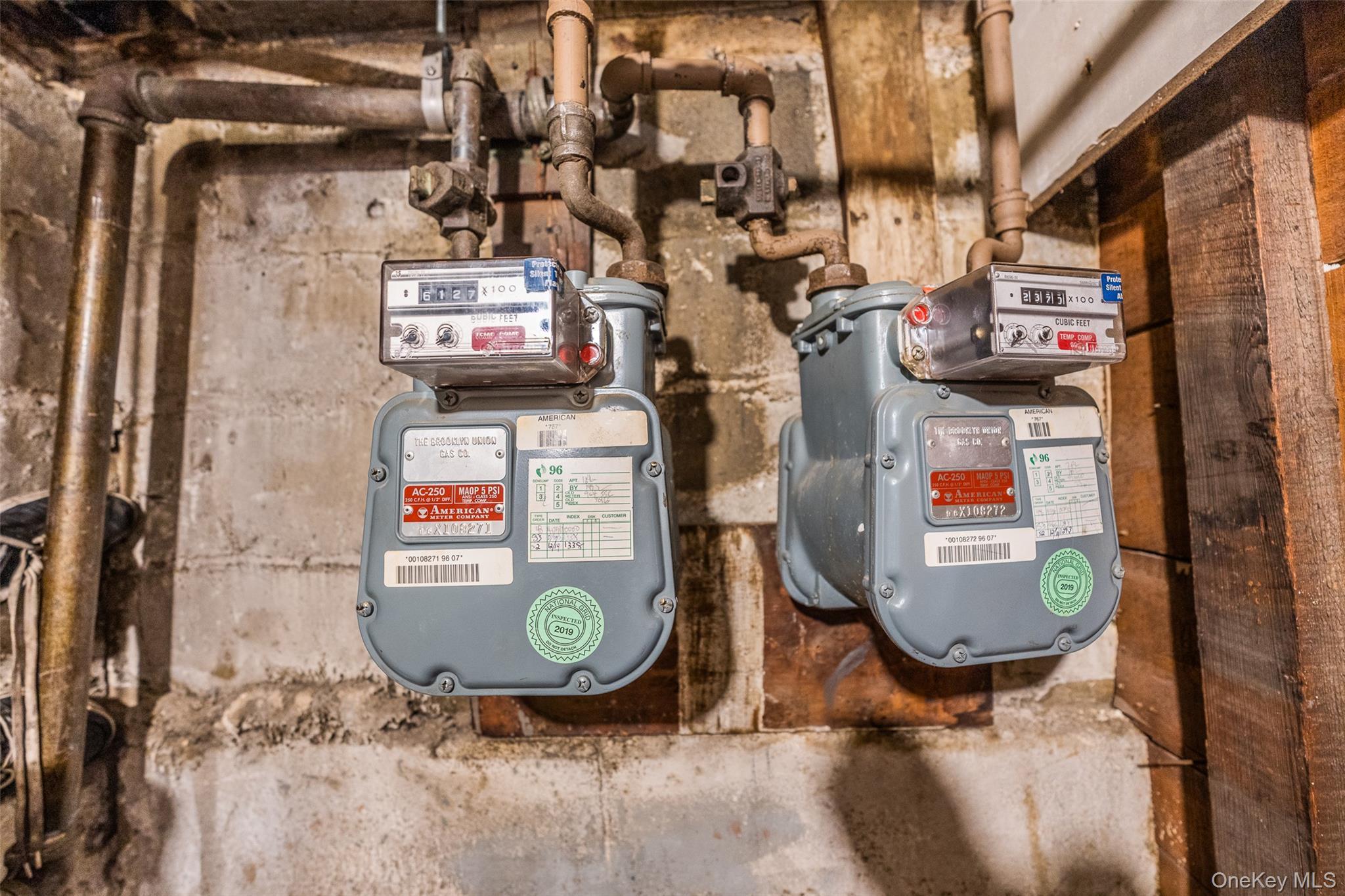 Single Family 68th  Queens, NY 11379, MLS-972797-27