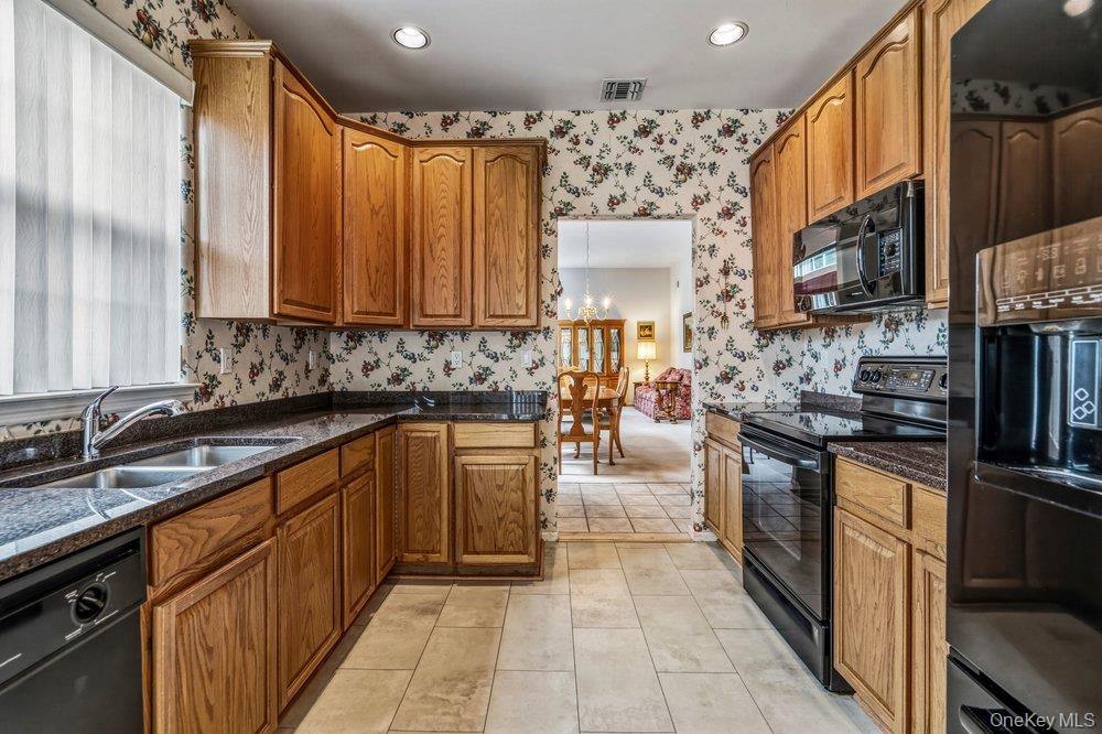 Condo Leisure Suffolk County, NY 11961, MLS-972813-32