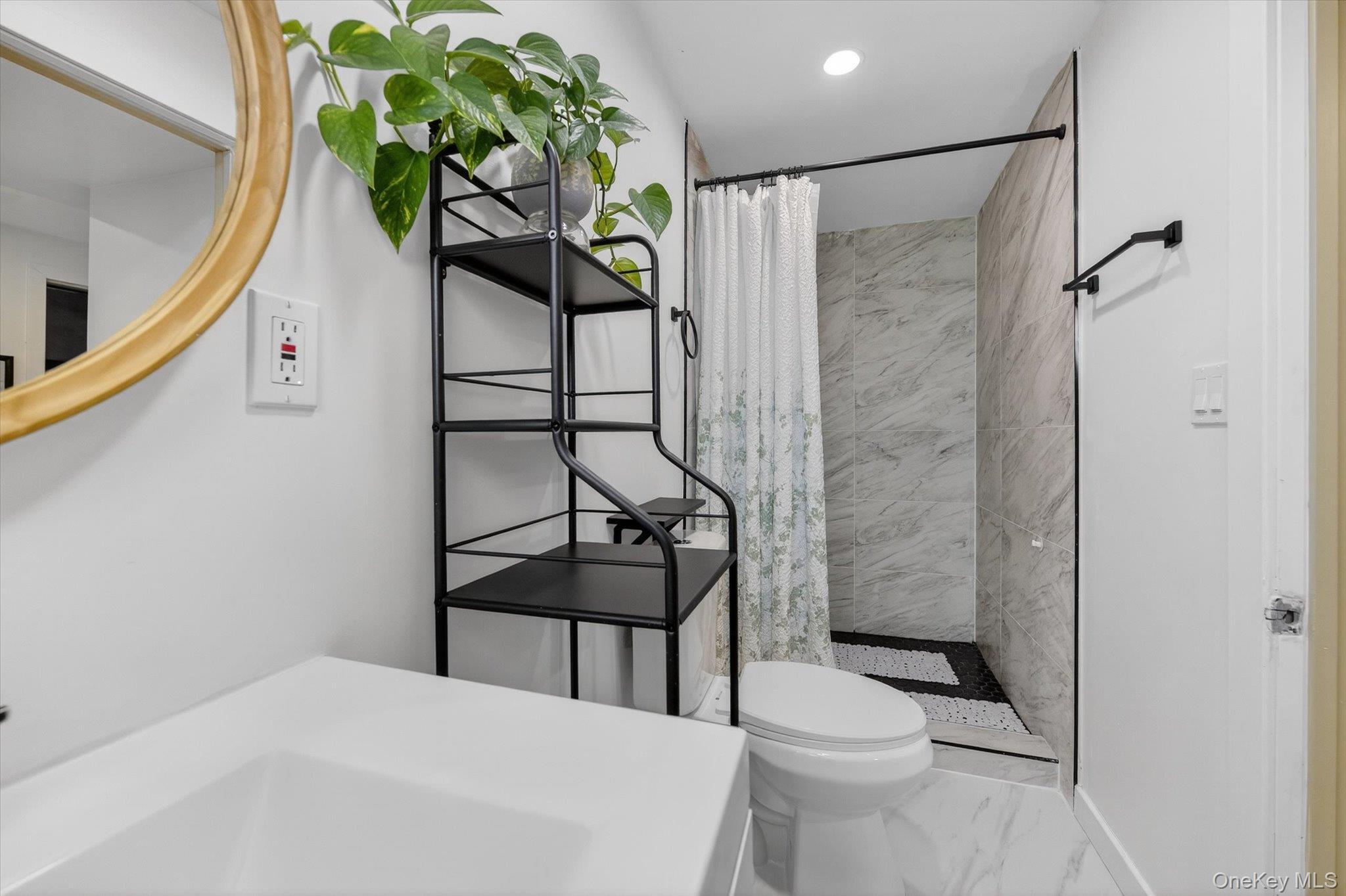 Single Family Highgrove  Orange County, NY 10992, MLS-972829-34