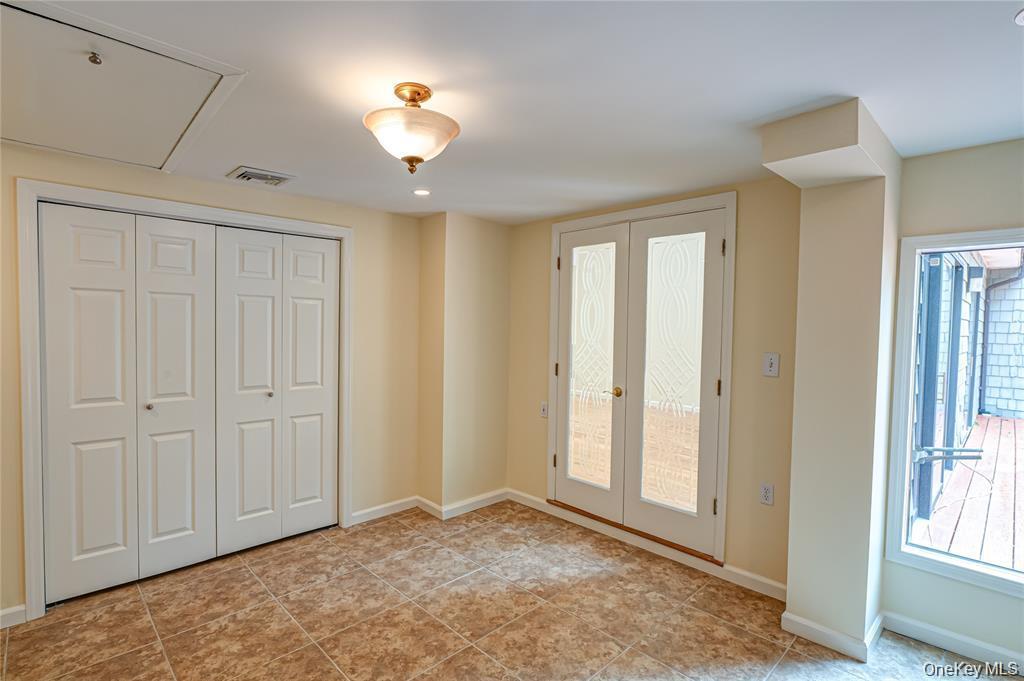 Condo Admirals Suffolk County, NY 11706, MLS-972842-10