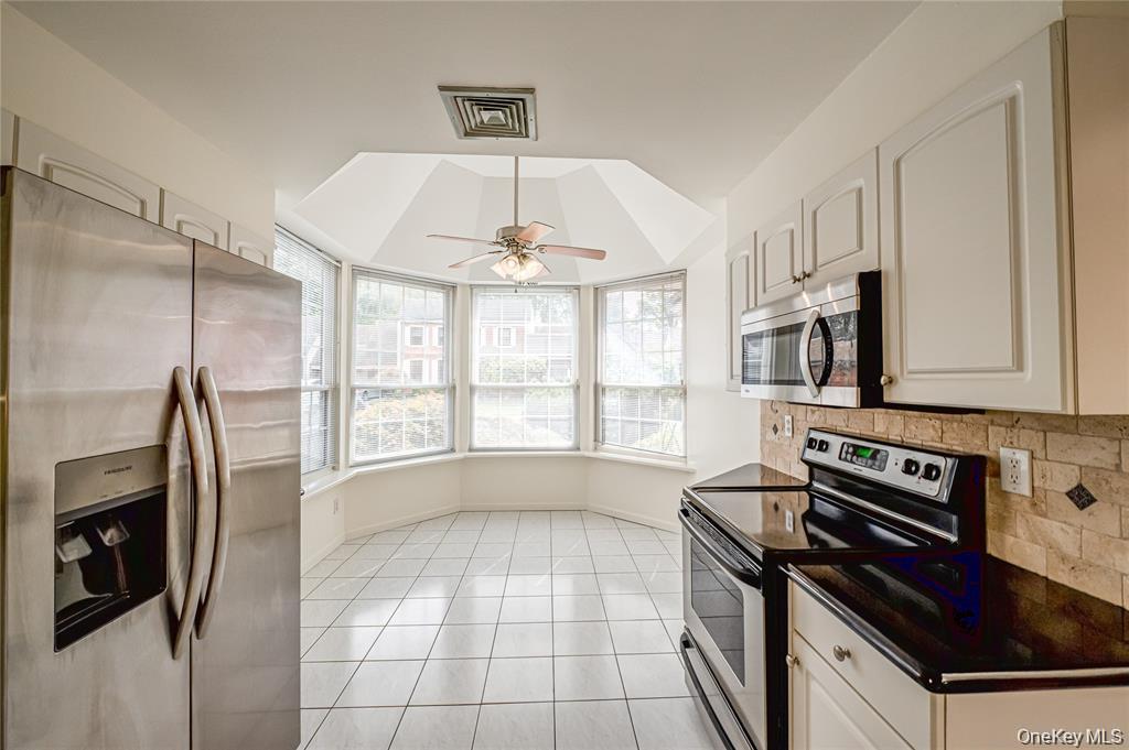 Condo Admirals Suffolk County, NY 11706, MLS-972842-5