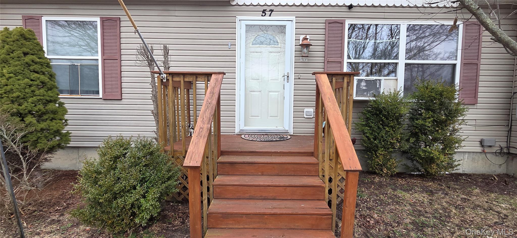 Single Family Diana  Suffolk County, NY 11951, MLS-972846-2