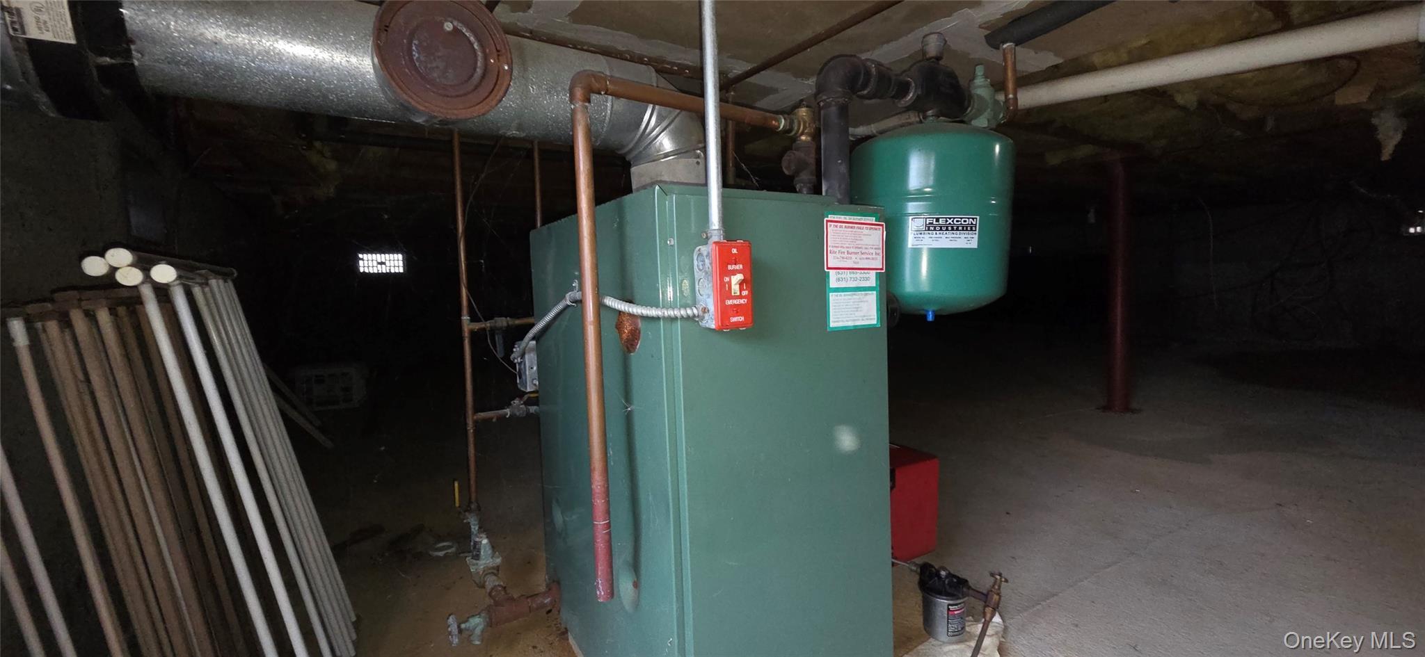 Single Family Diana  Suffolk County, NY 11951, MLS-972846-27