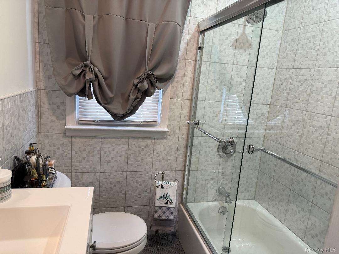 Single Family 224th  Queens, NY 11411, MLS-972851-10