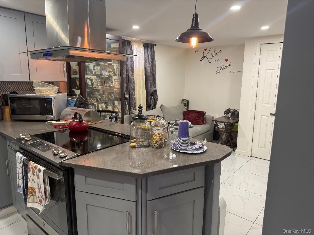 Single Family 224th  Queens, NY 11411, MLS-972851-17