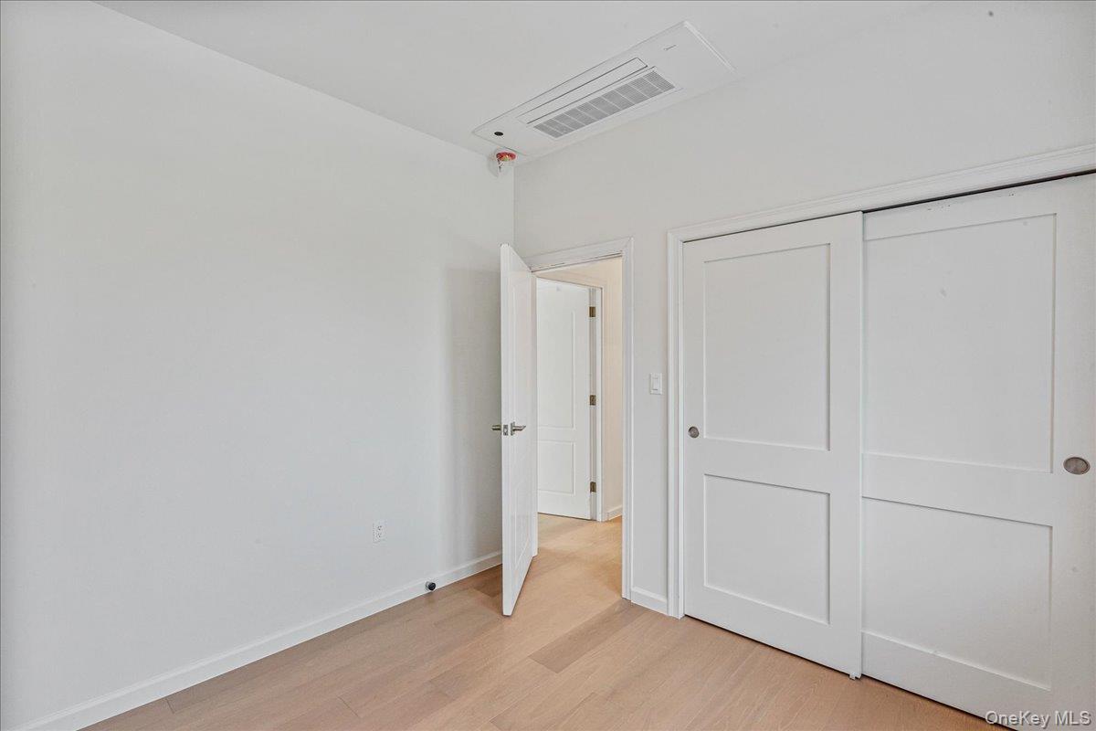 Single Family Hawtree St  Queens, NY 11417, MLS-972862-32