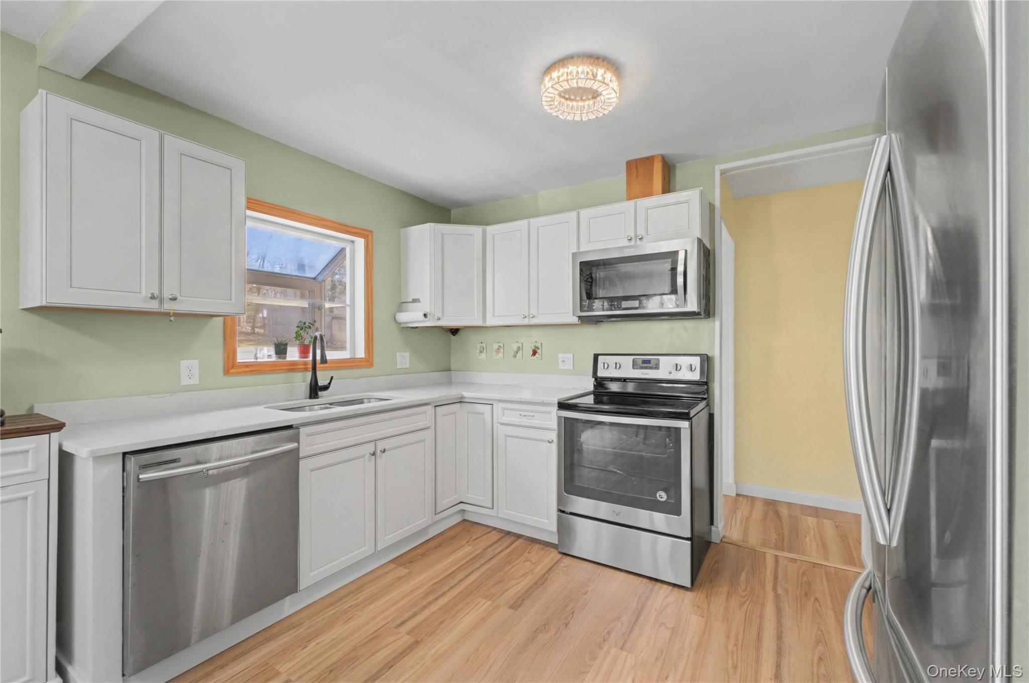 Single Family Horizon Hill Dutchess County, NY 12603, MLS-972866-14