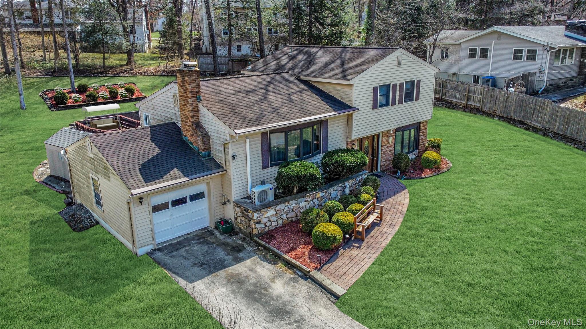 Single Family Horizon Hill Dutchess County, NY 12603, MLS-972866-2