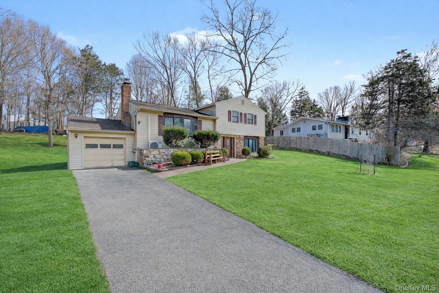 Single Family Horizon Hill Dutchess County, NY 12603, MLS-972866-5