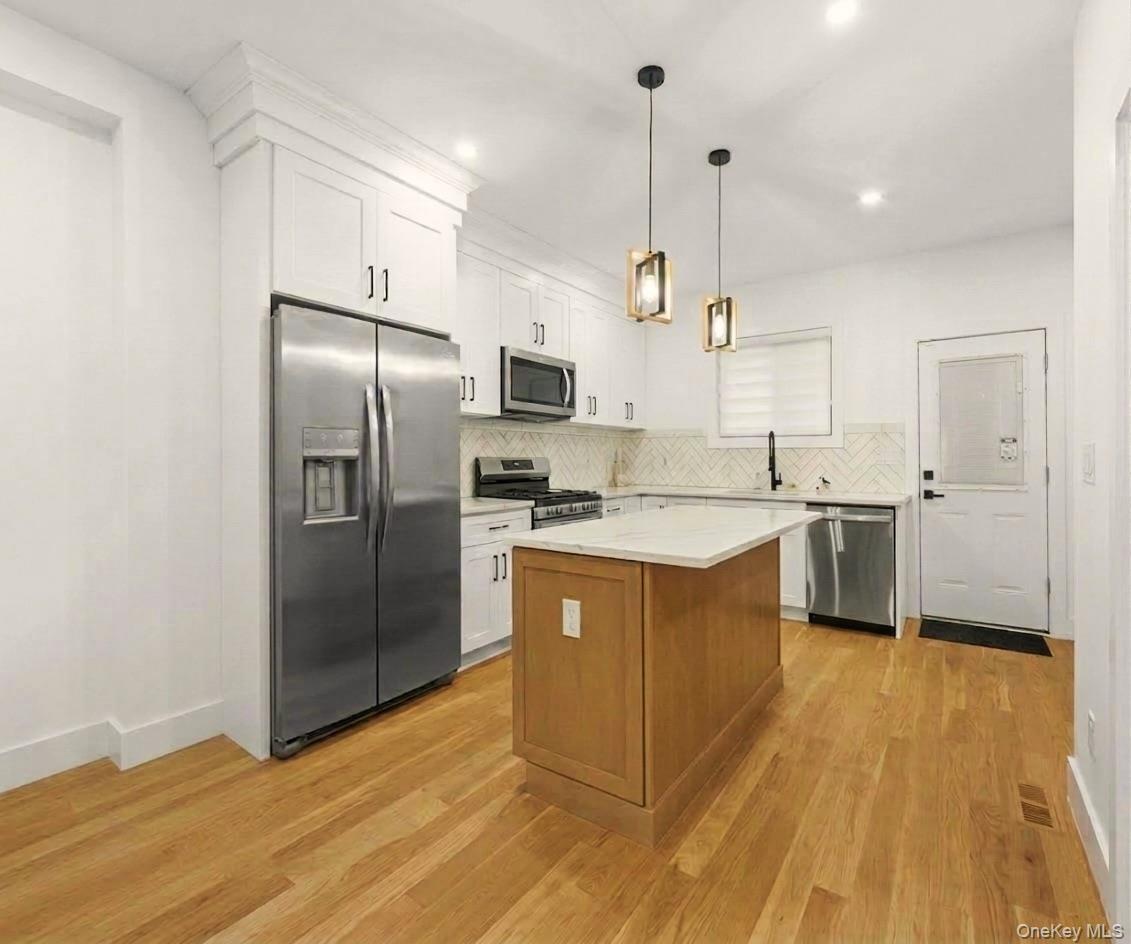 Single Family East 43rd Street Brooklyn, NY 11210, MLS-972880-3