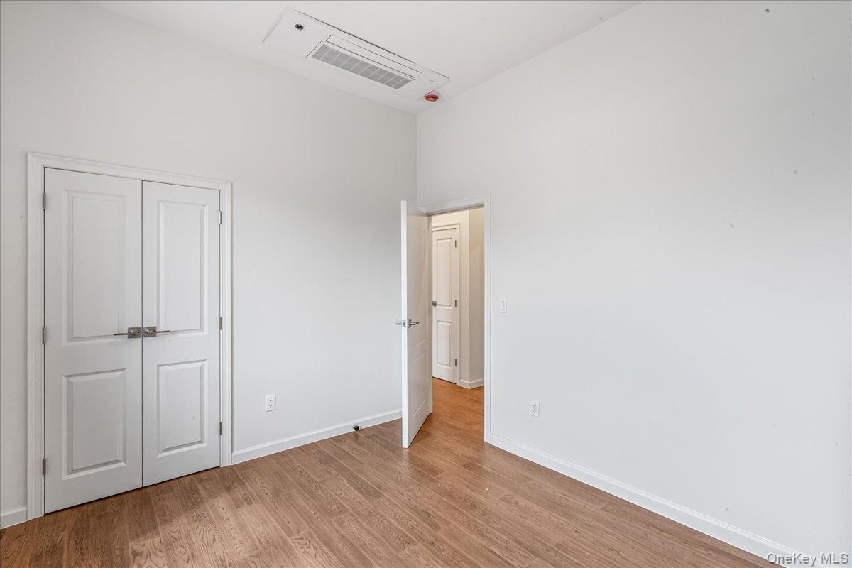 Single Family Hawtree  Queens, NY 11417, MLS-972904-11