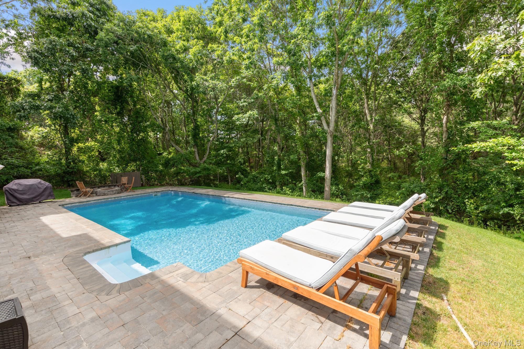 Single Family Shinnecock Hills Road  Suffolk County, NY 11968, MLS-972909-34