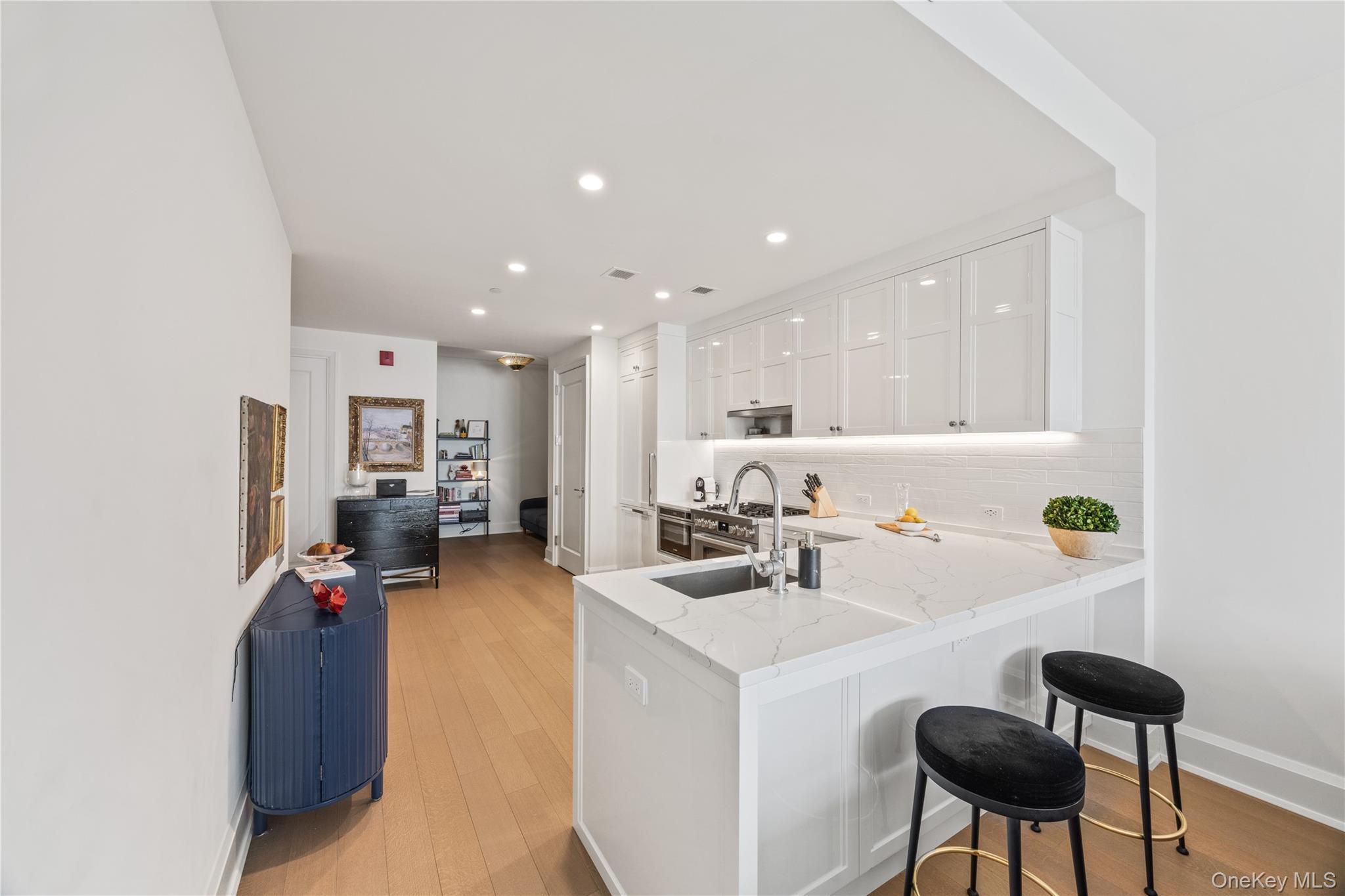 Condo Claremont  Manhattan, NY 10027, MLS-972913-9