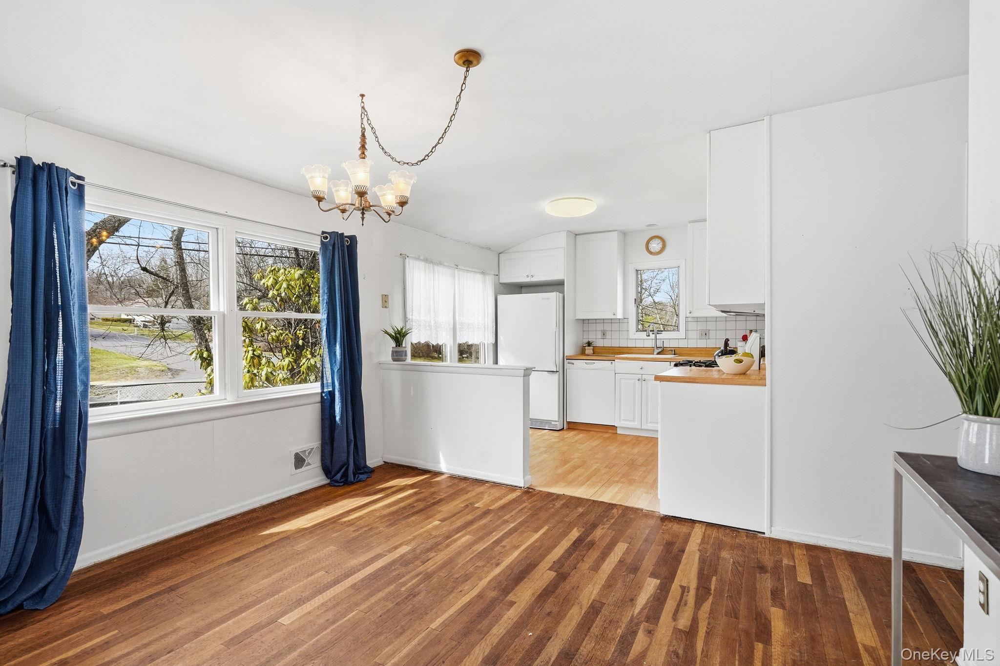 Single Family Poplar  Westchester County, NY 10598, MLS-972921-8