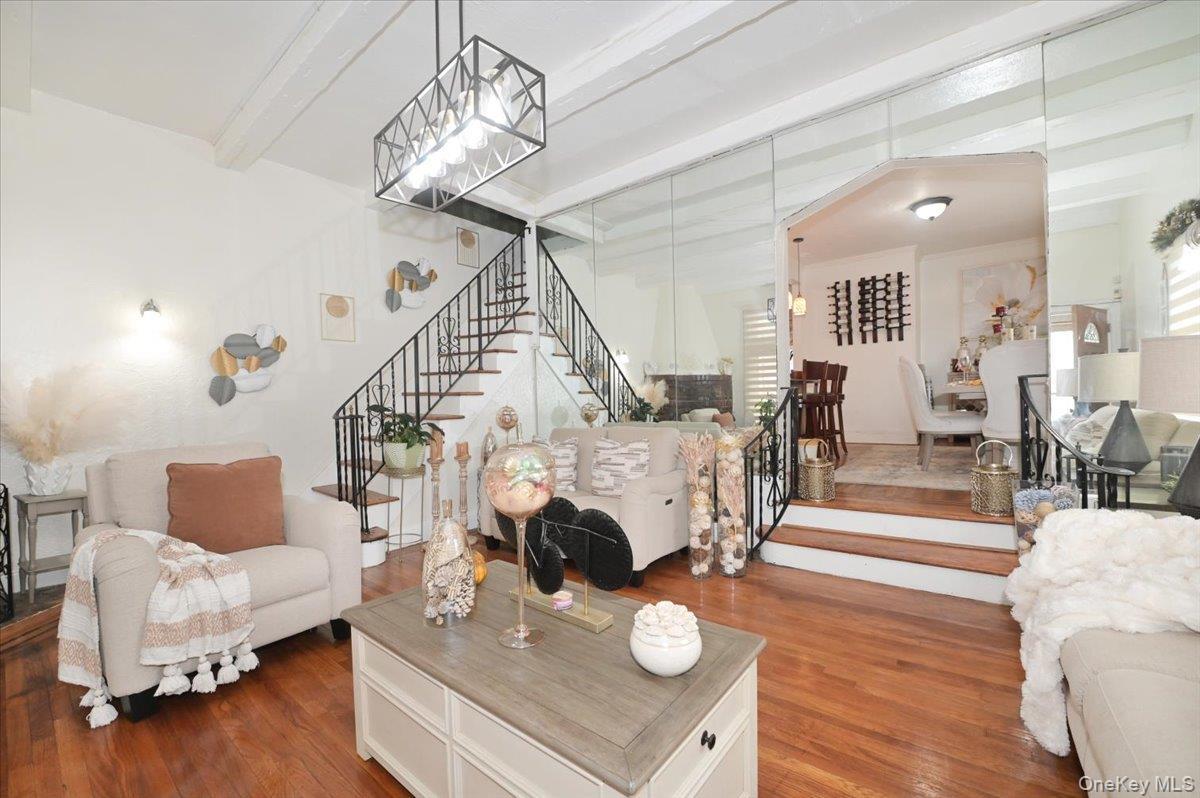 Single Family 225th  Queens, NY 11413, MLS-972923-8