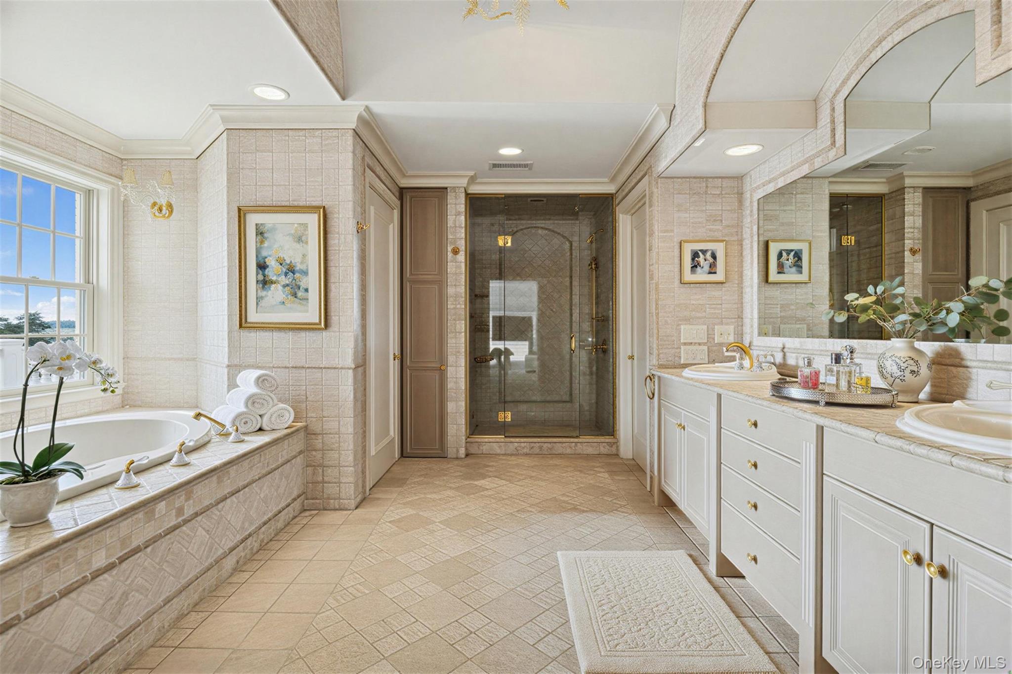 Single Family Cross Road Suffolk County, NY 11960, MLS-972927-24